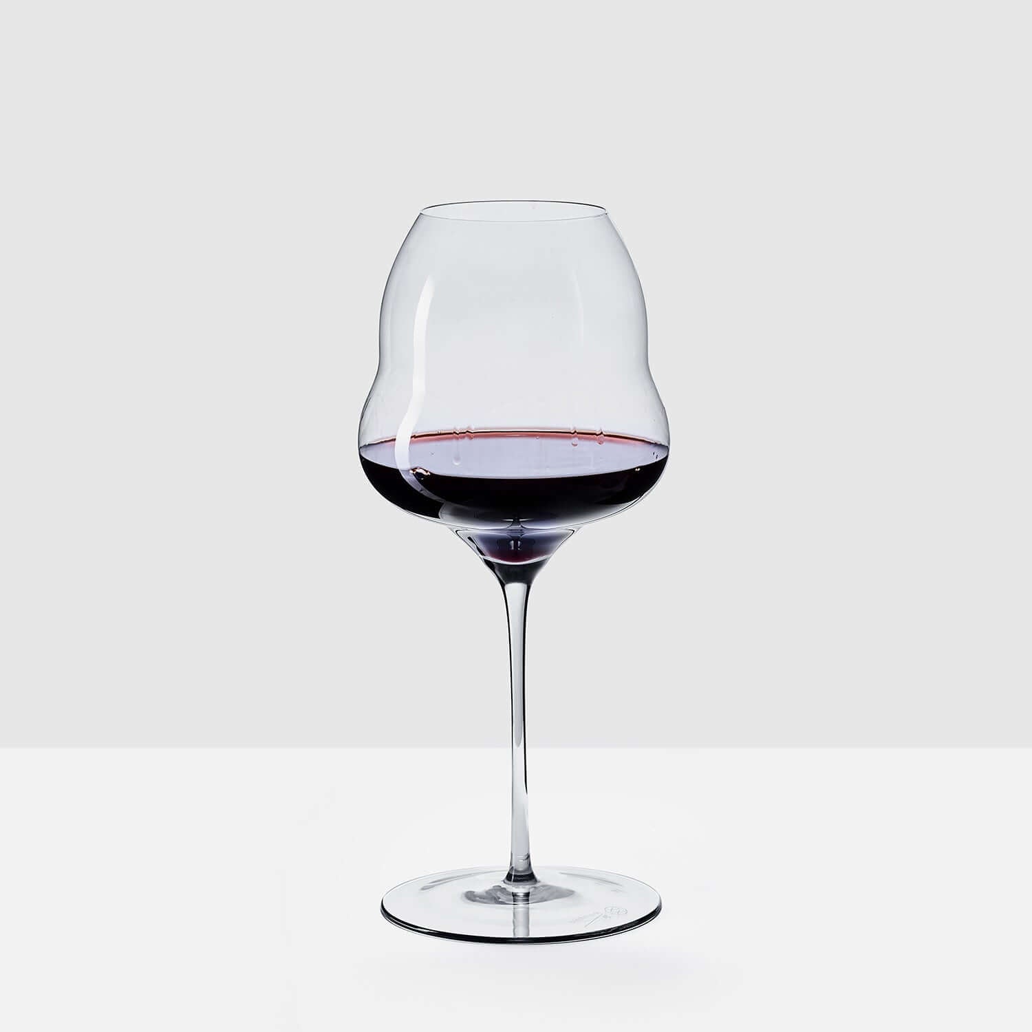 Double Belly Wine Glass