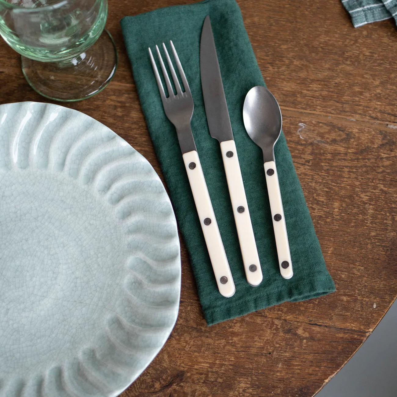 Sabre Paris Bistrot Collection – Ivory (Vintage Finish)