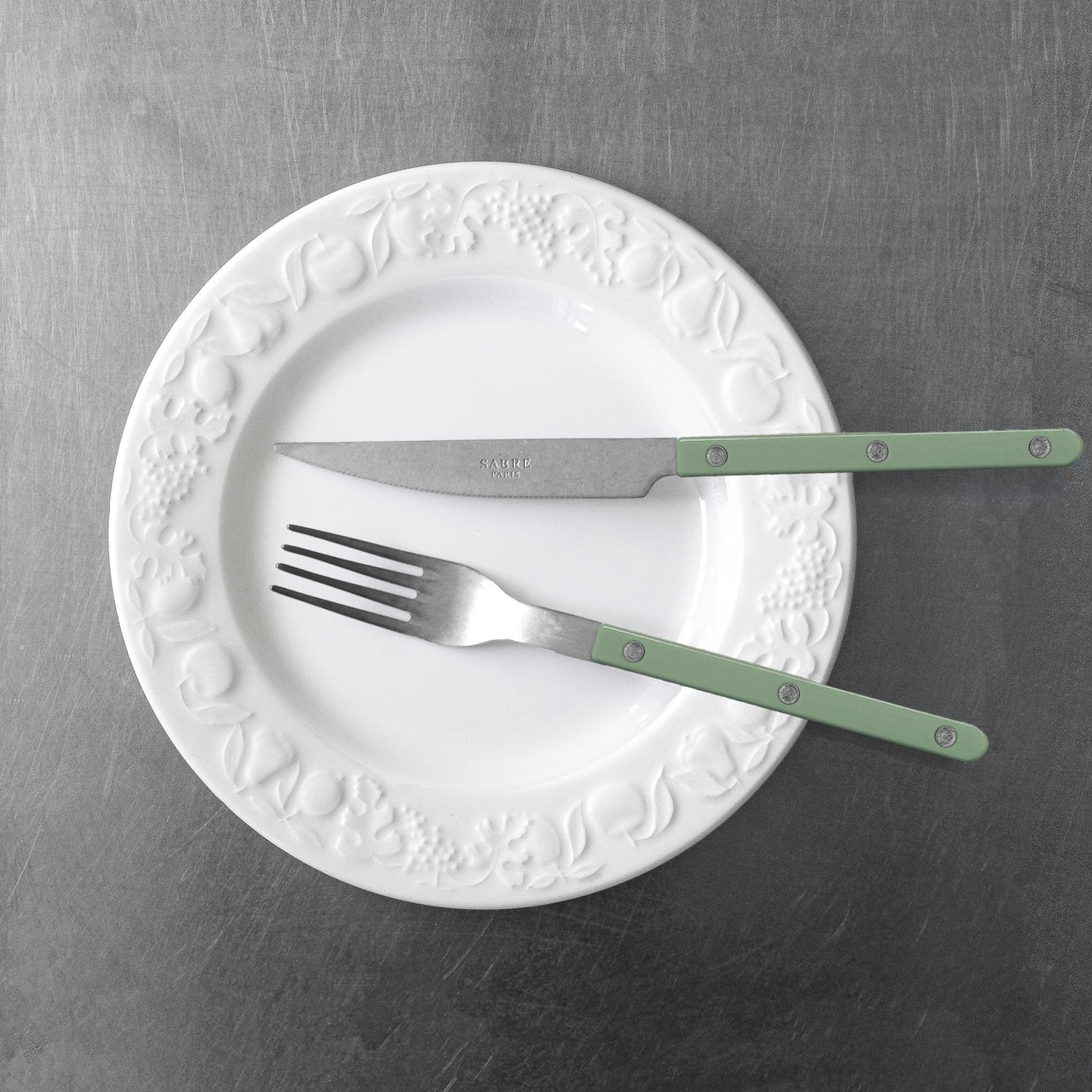 Sabre Bistro Vintage Finish-Asparagus