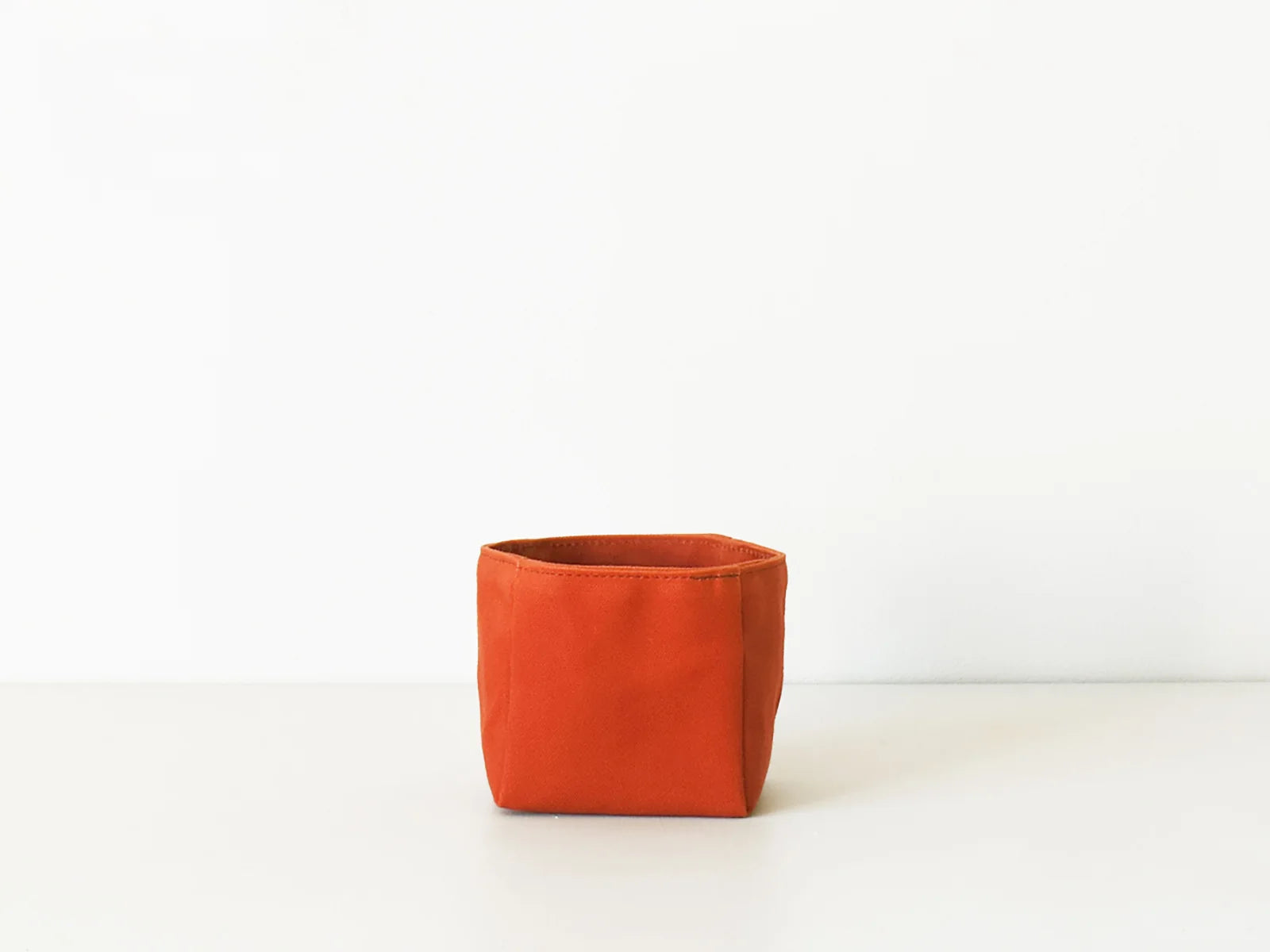 Cube Canvas Organiser