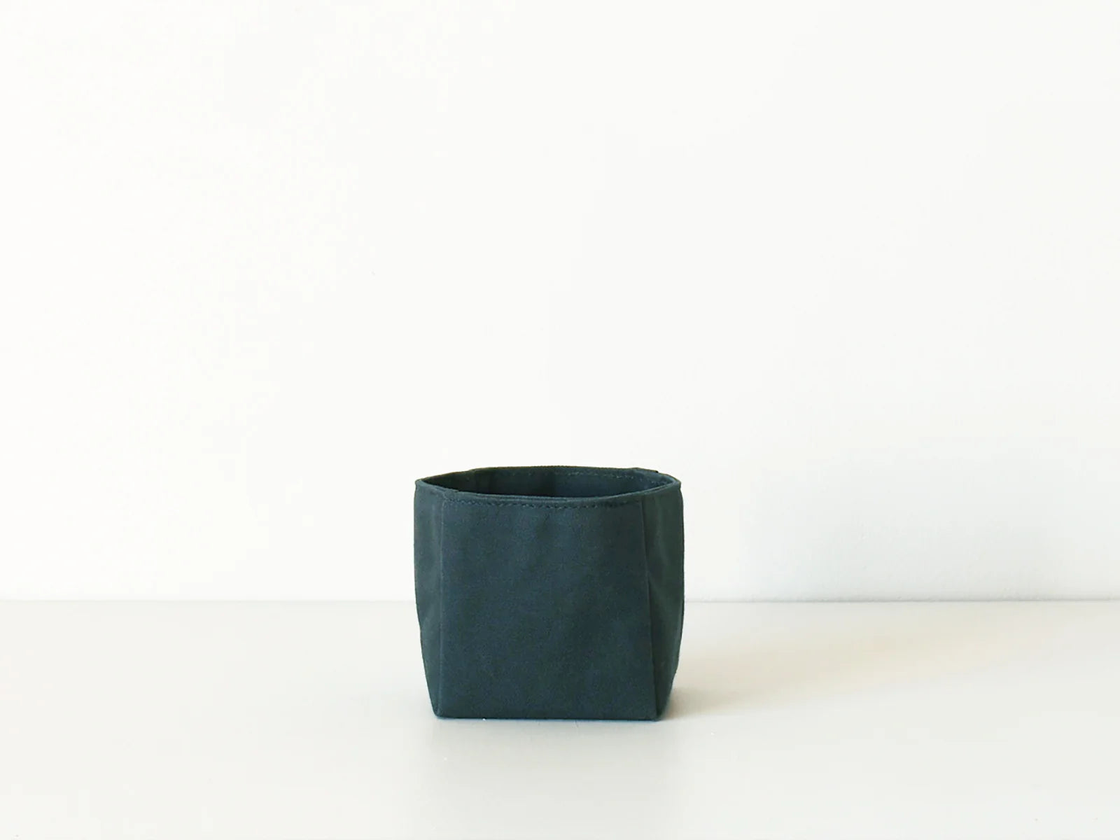 Cube Canvas Organiser