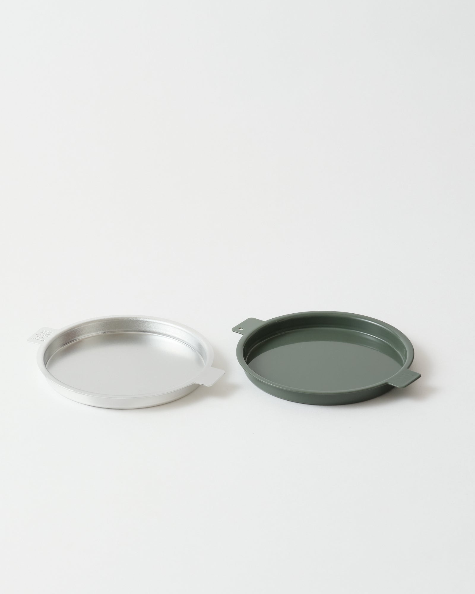 Yumiko Iihoshi Porcelain Aluminium Tray
