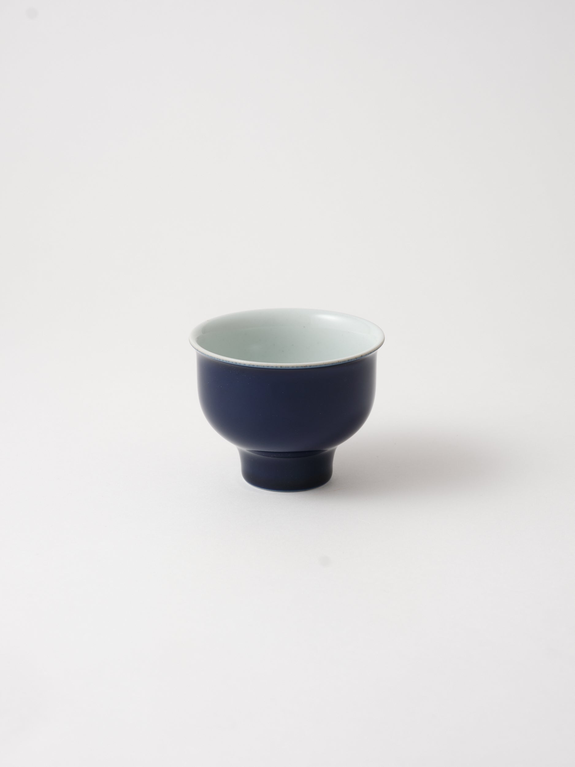 1616 / arita japan MANZ Tea Cup - MANZ Contour
