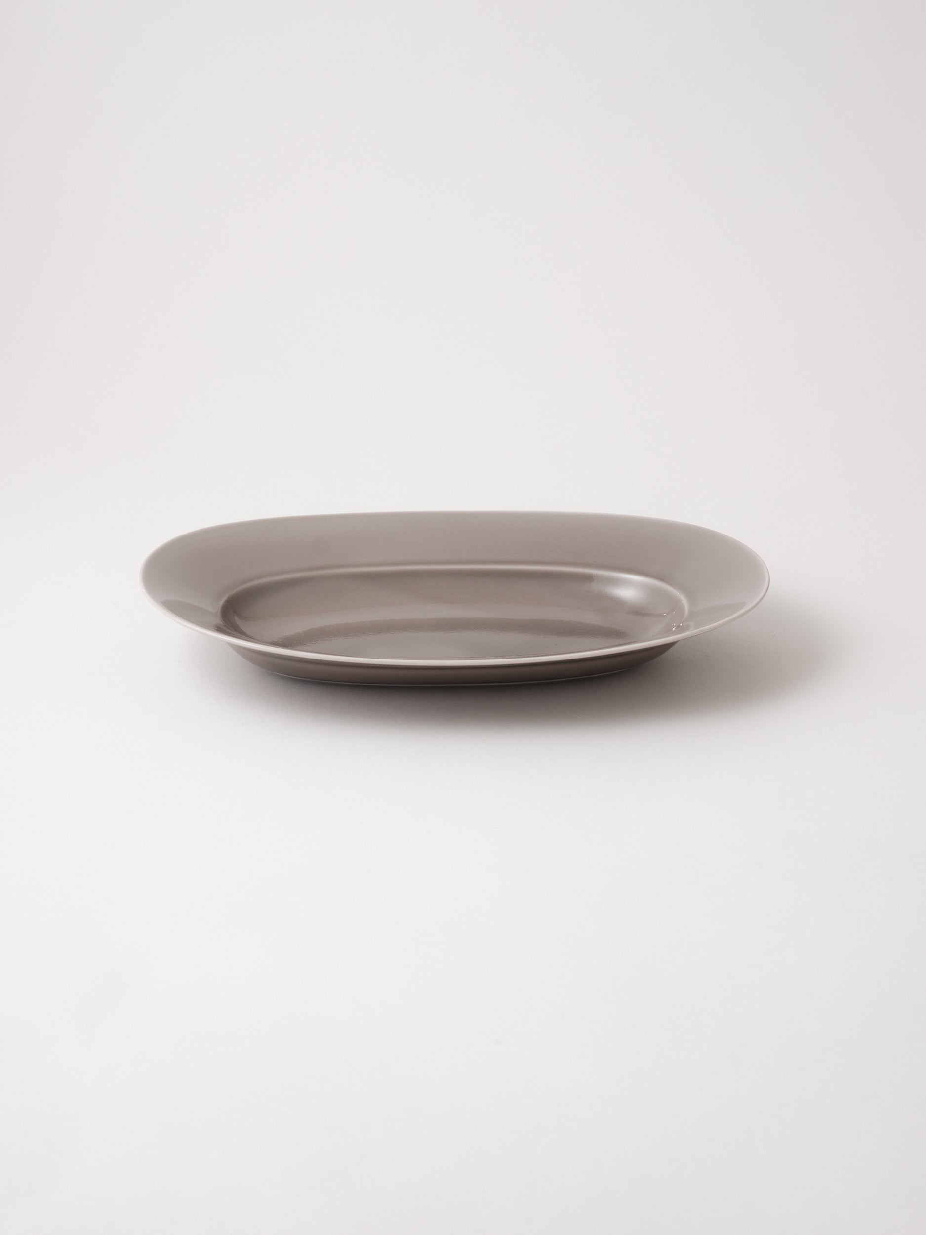Yumiko Iihoshi Porcelain OVAL Plate L 285mm - Mist Beige