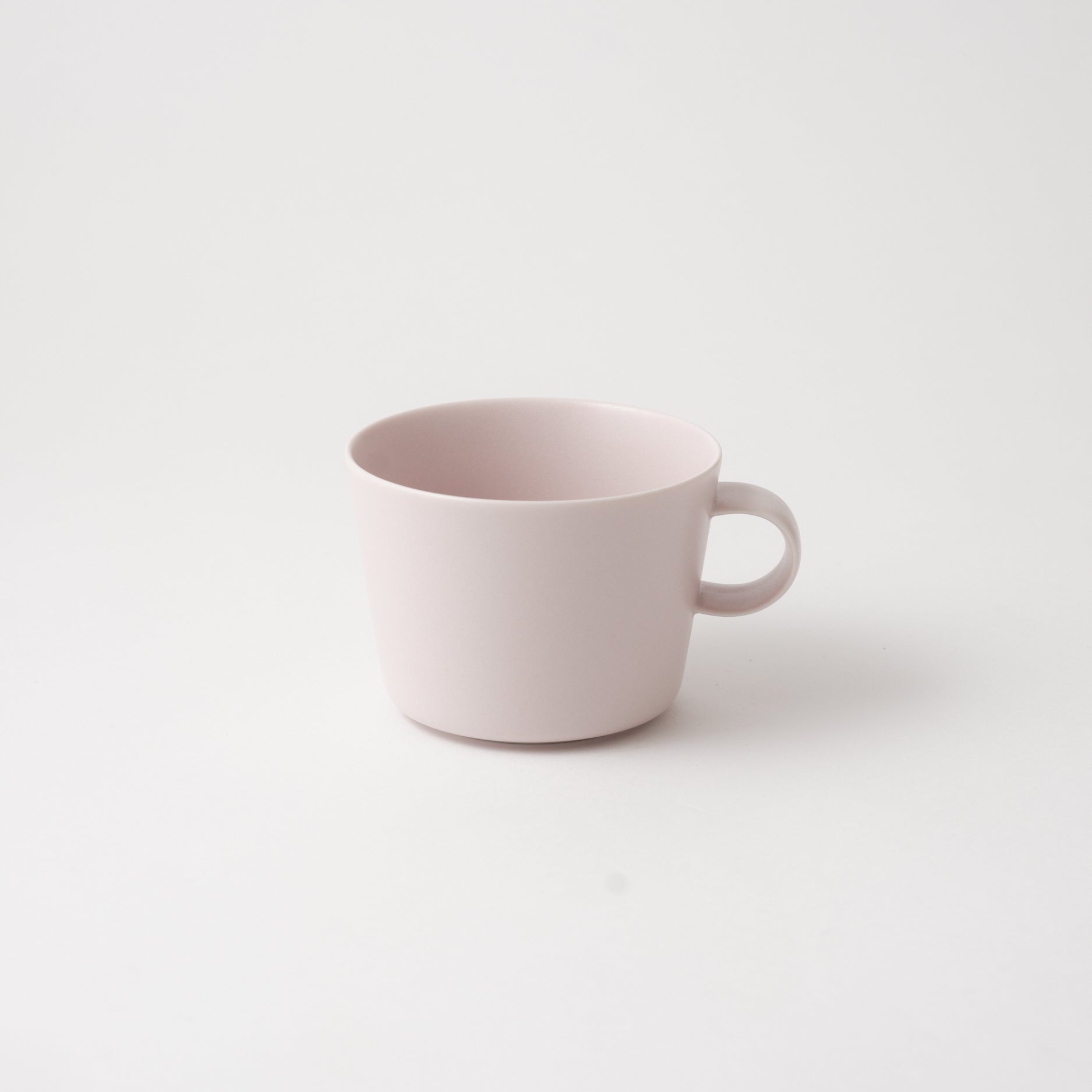 Yumiko Iihoshi Porcelain UNJOUR Matin Cup 340ml - Pale Pink