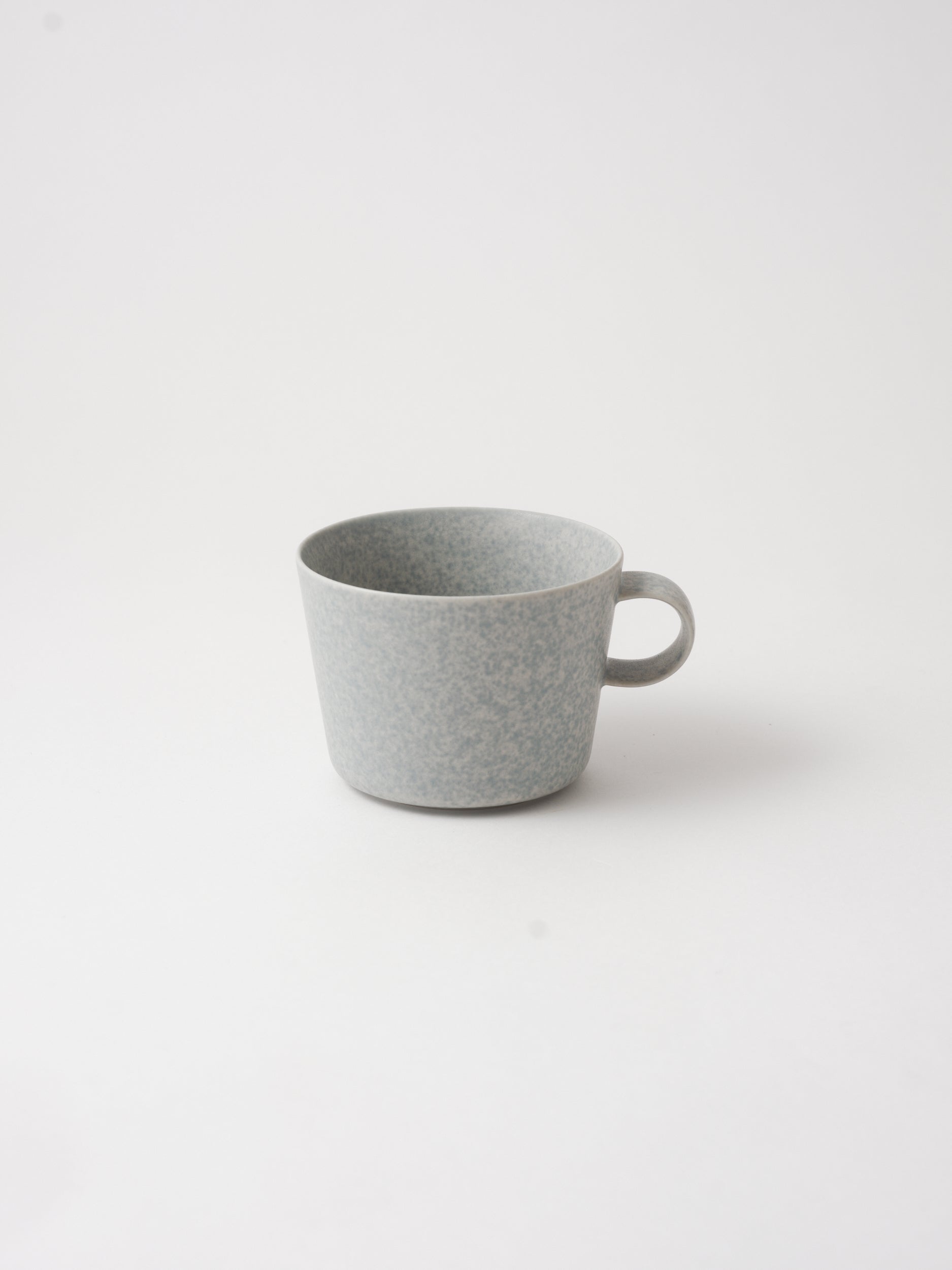 yumiko iihoshi porcelain UNJOUR Cup