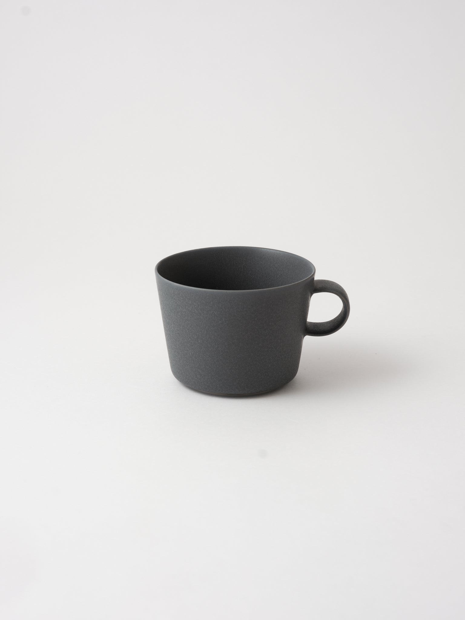 yumiko iihoshi porcelain UNJOUR Cup