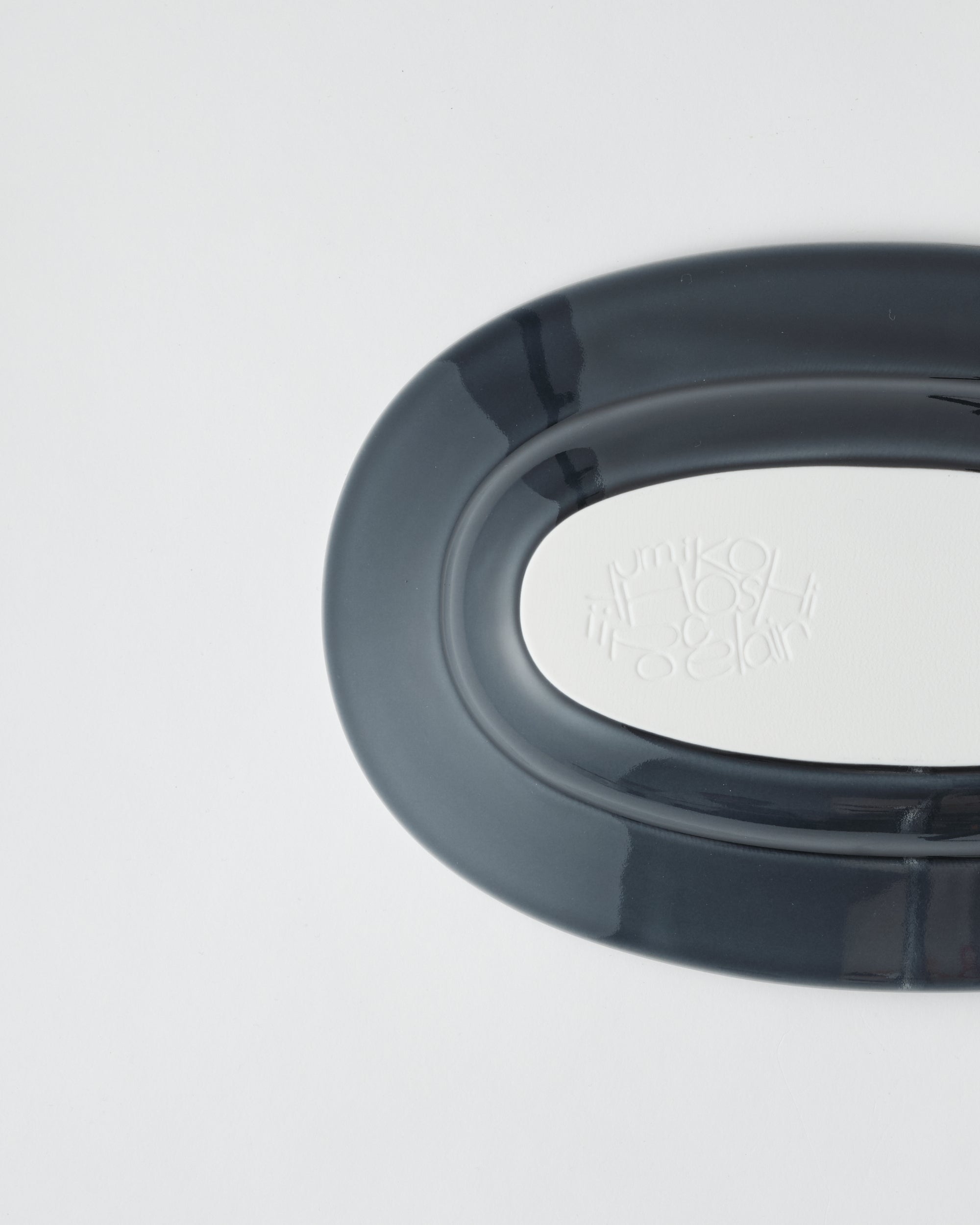 yumiko iihoshi porcelain OVAL Plate