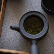 birthmark Flat-Top Handle Side Teapot & Flared Cups Set