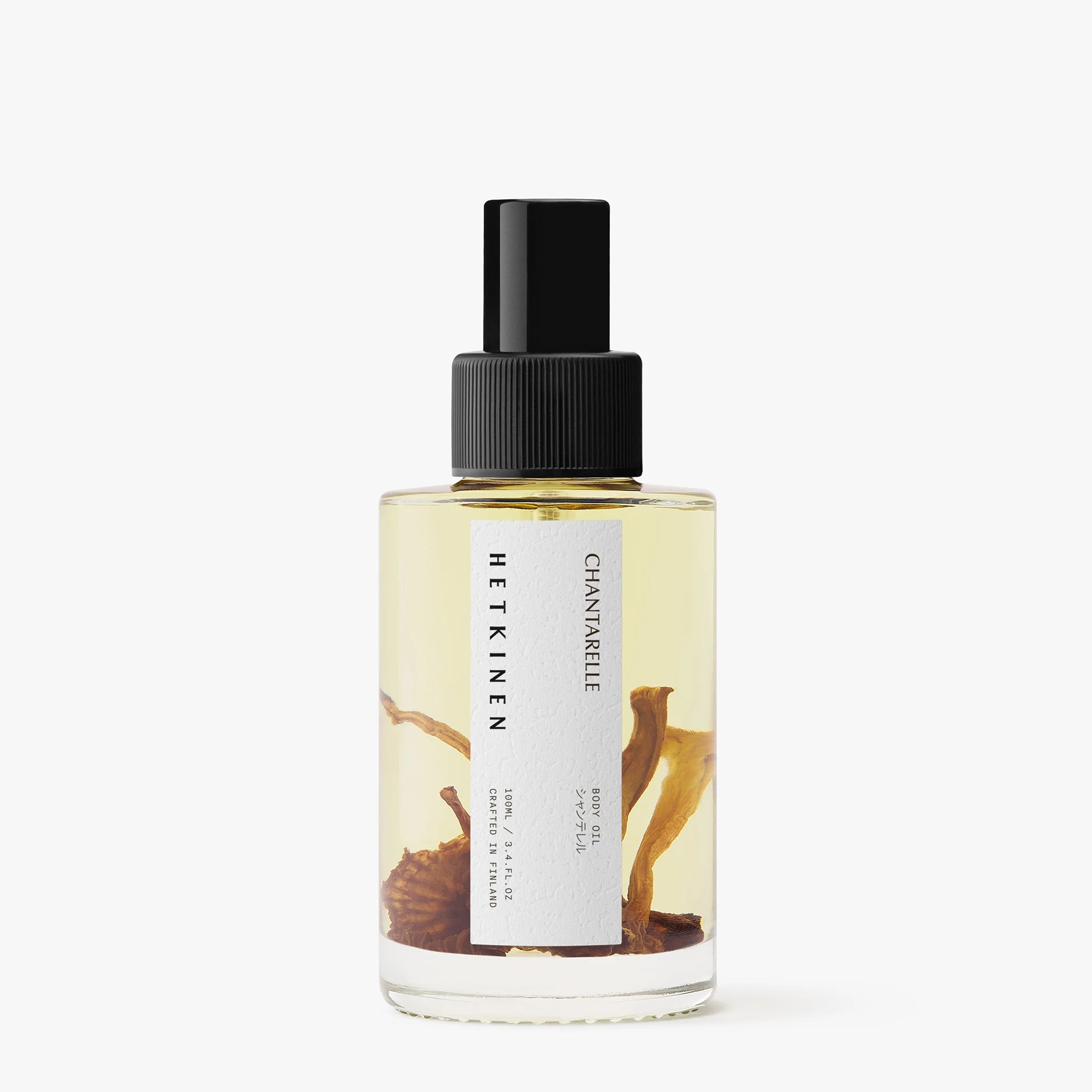 body-oil-chantarelle-hero-web.webp