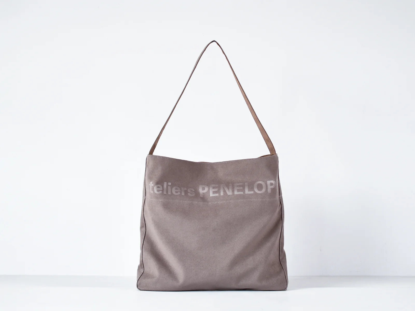Flak Shoulder Bag