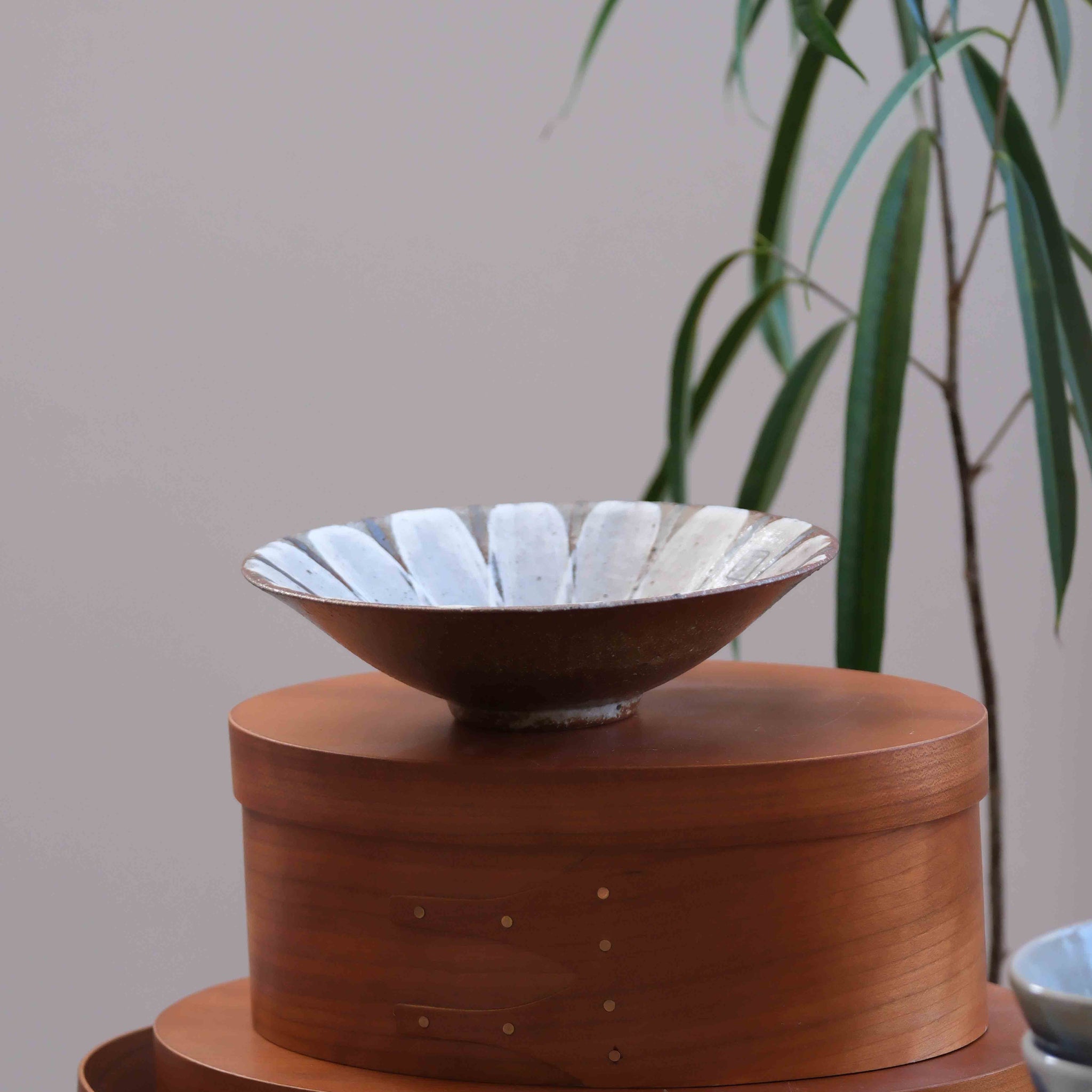 White Flower Japanese Rice Bowl (7050/7052)