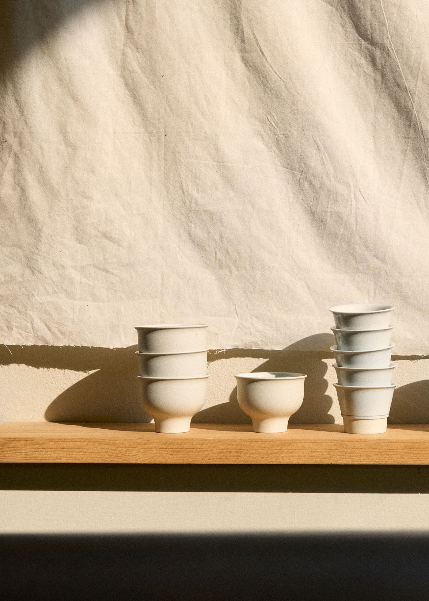 1616 / arita japan MANZ Tea Cup - MANZ Contour