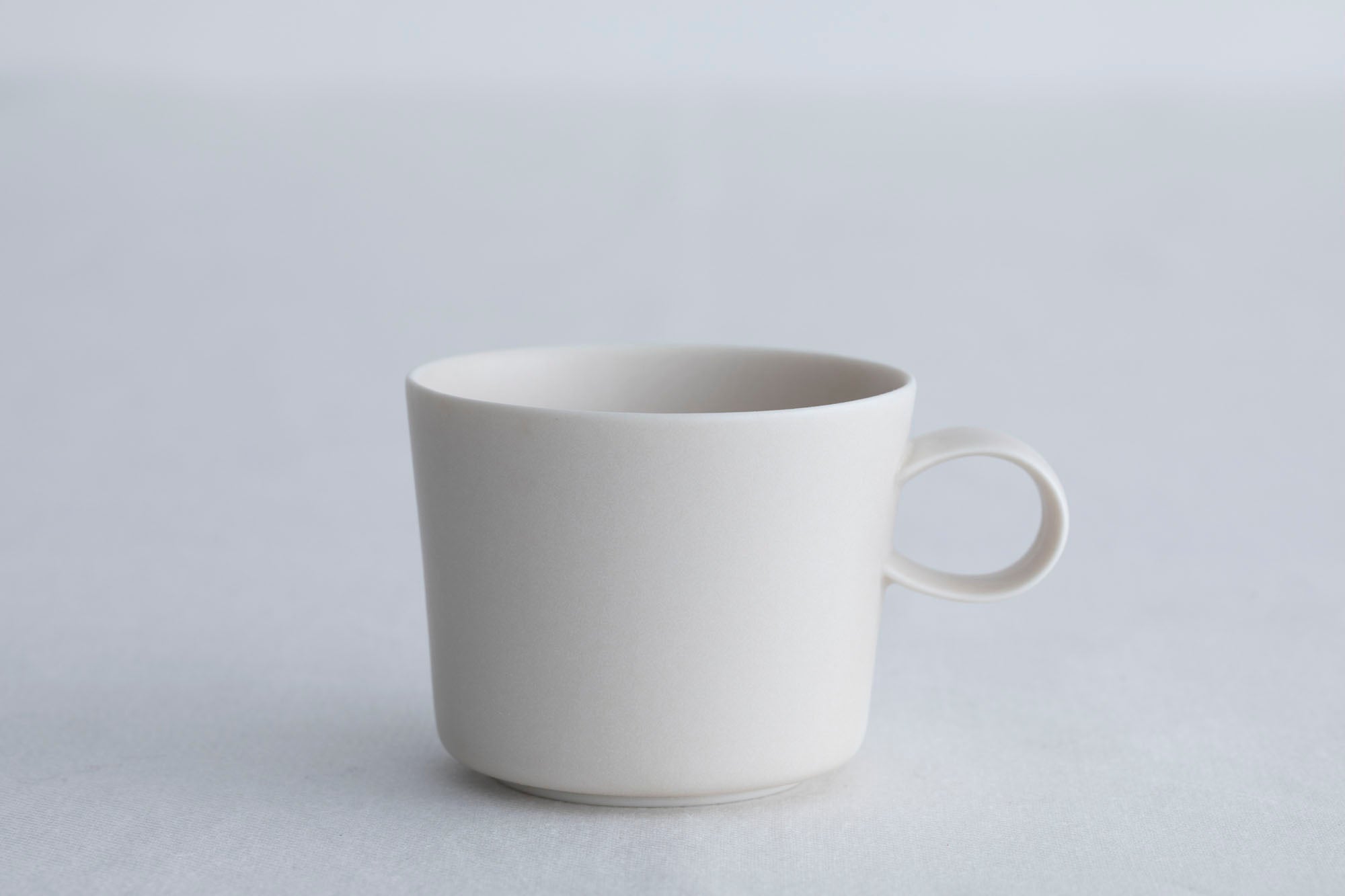Yumiko iihoshi porcelain UNJOUR Cup