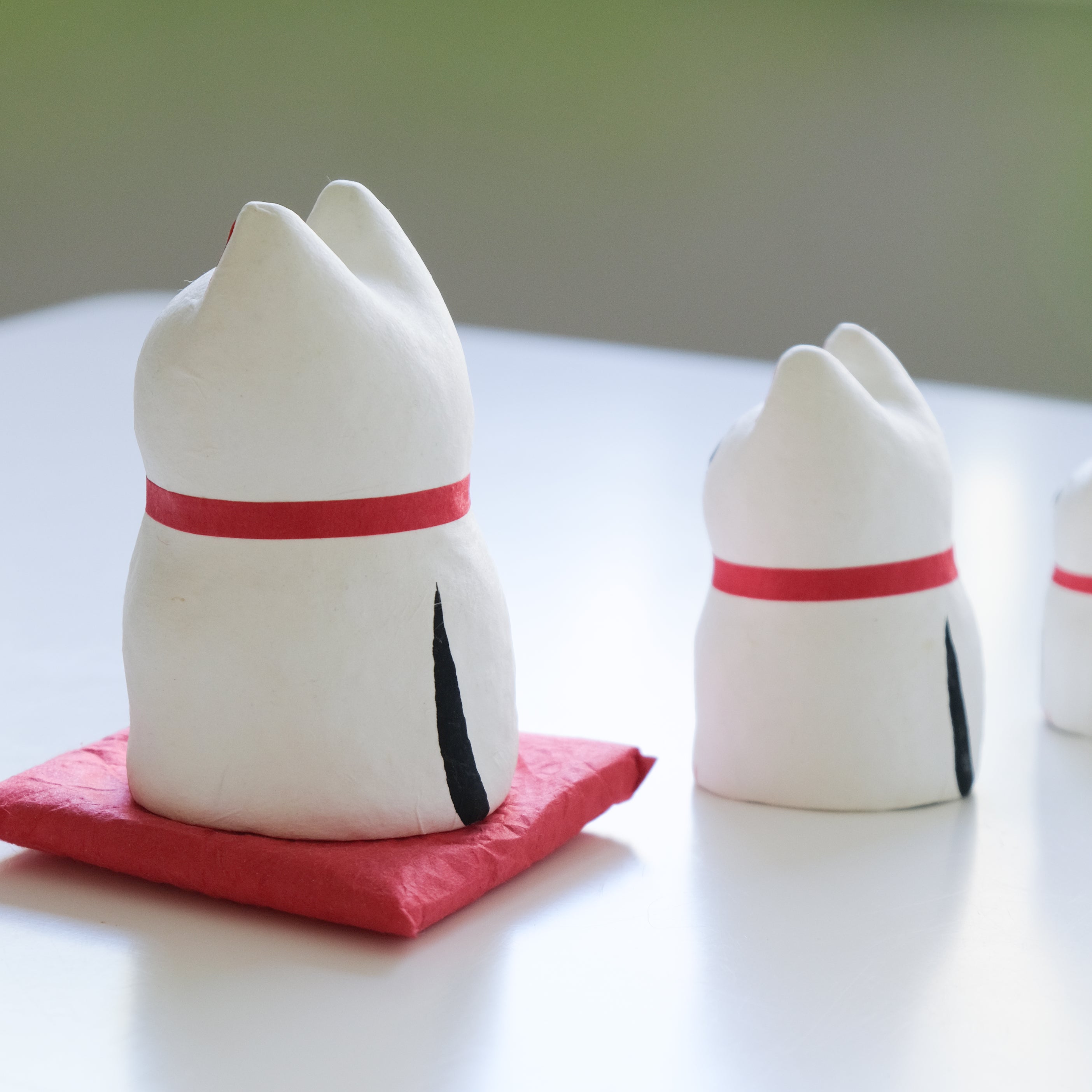 Stacking Fortune Cat Paper-mache Ornament