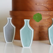 Oda Pottery Hanairo Framed Vase