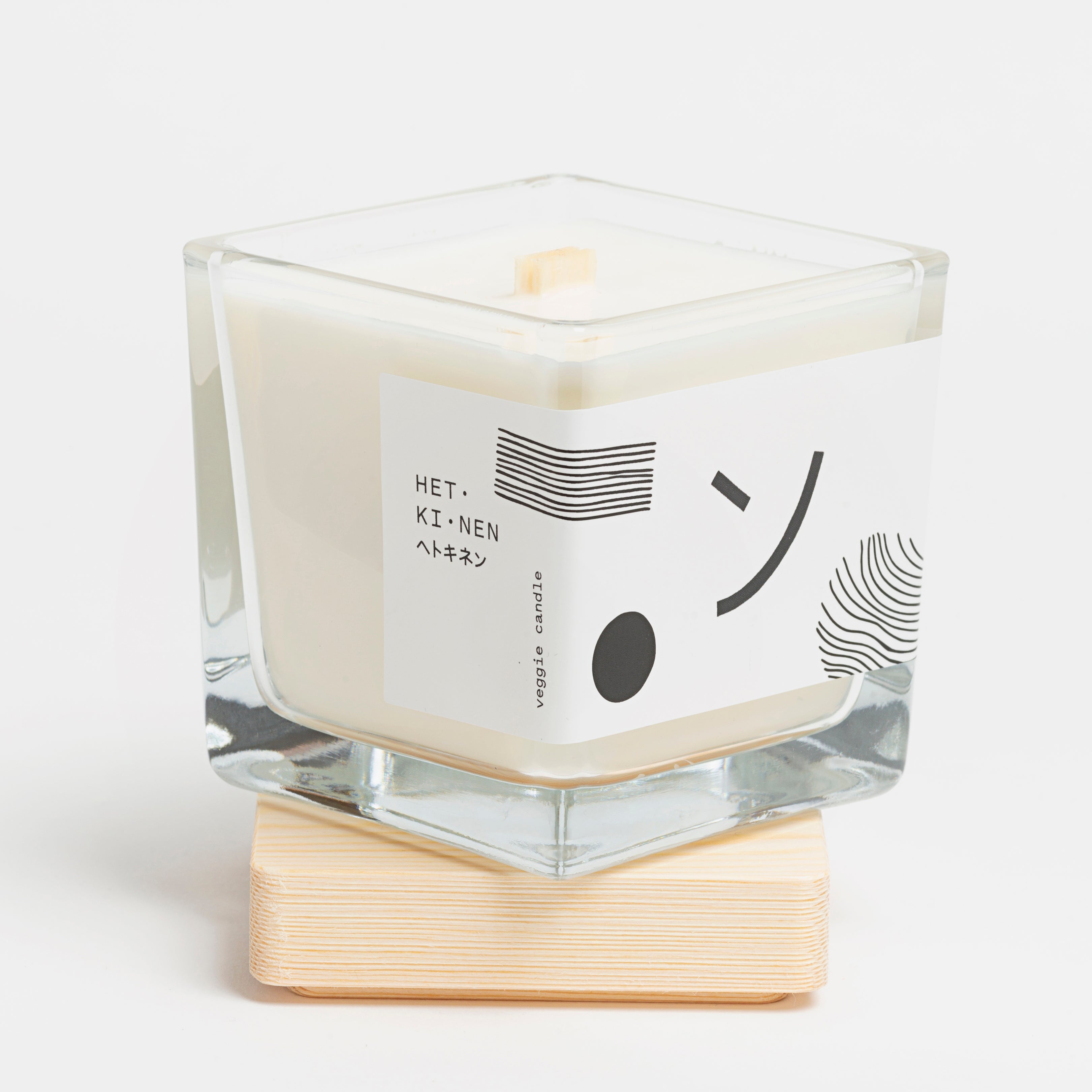 Hetkinen_Veggie_candle_Hetkinen_Square_open.jpg