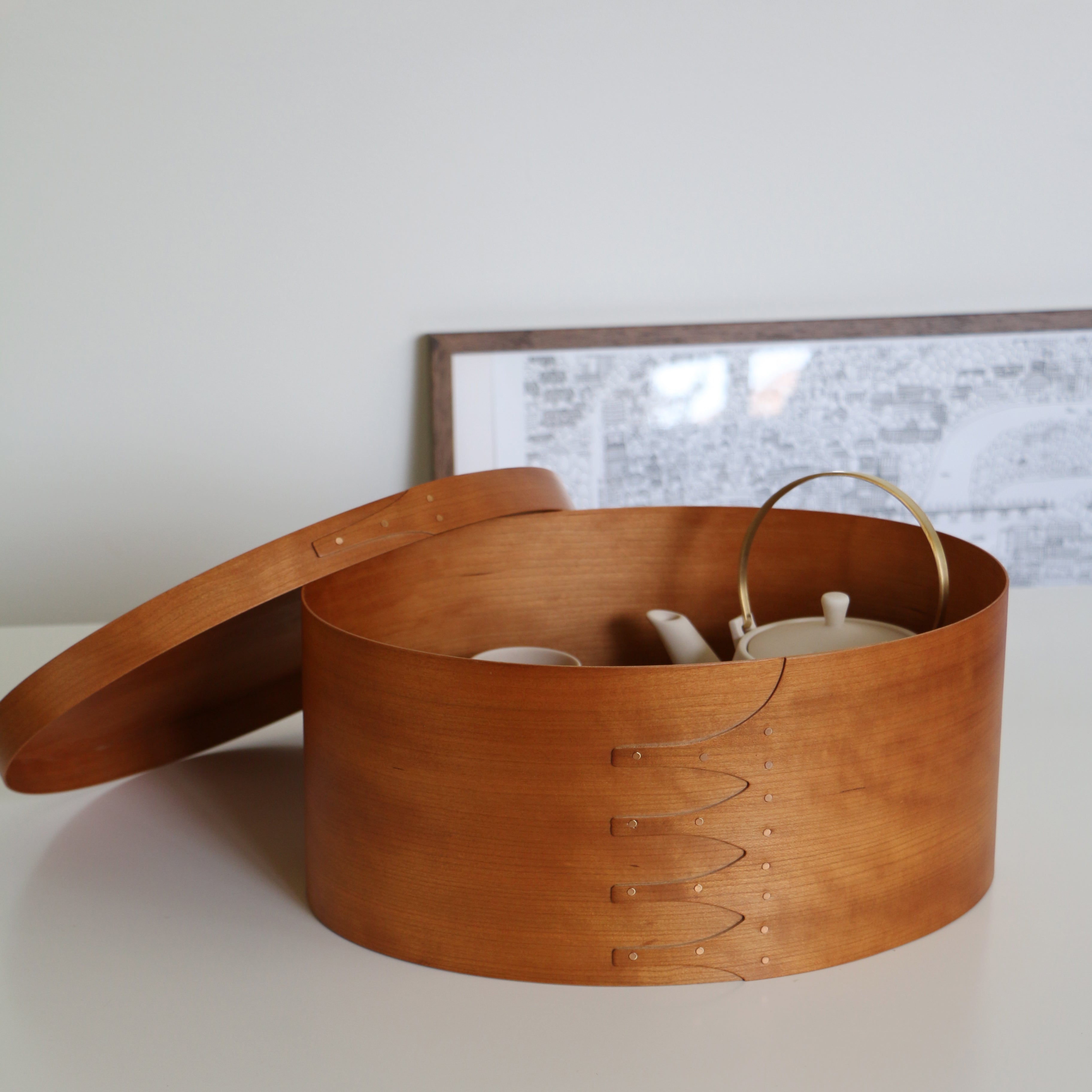 Shaker Oval Box Large