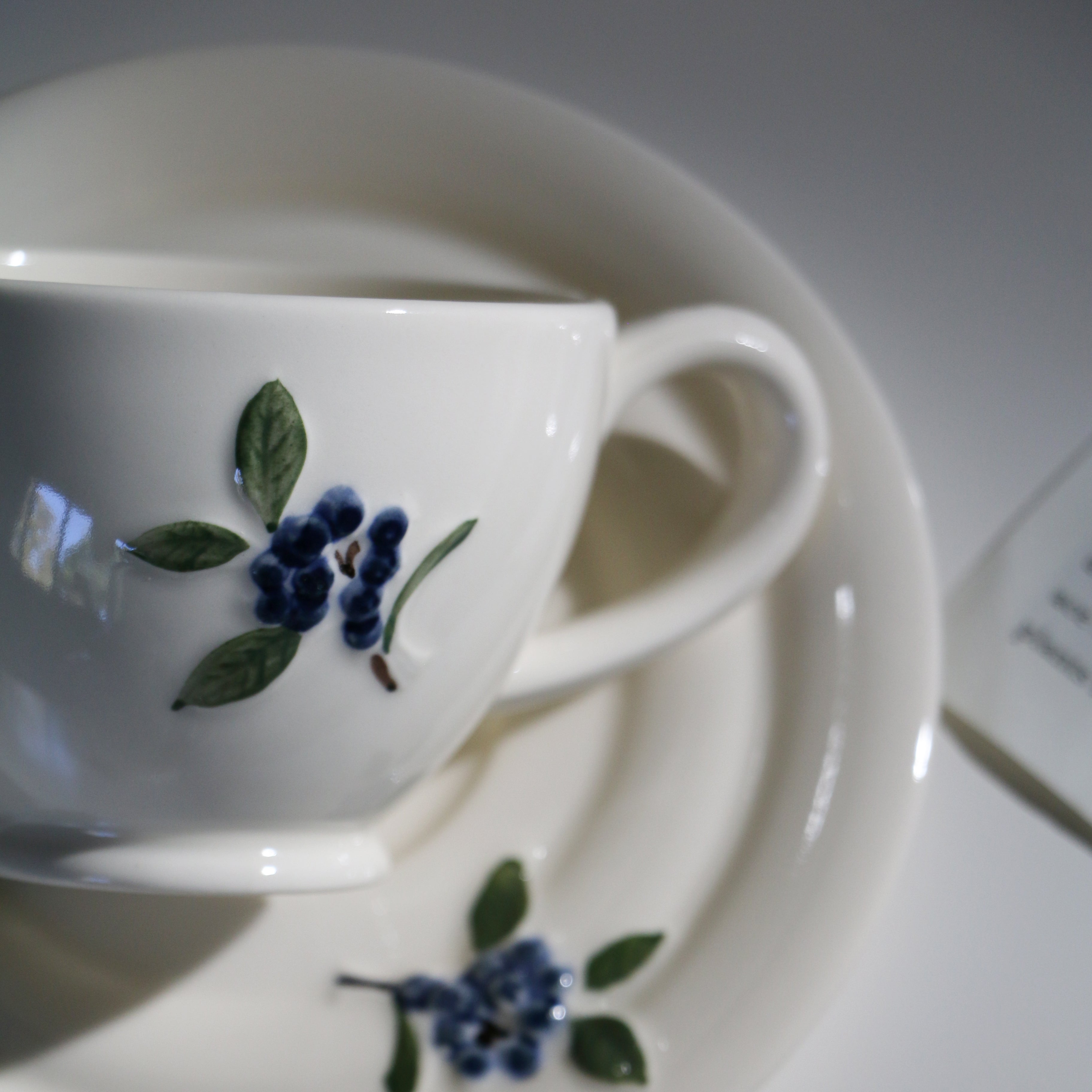 Studio m' Myrtille Tableware