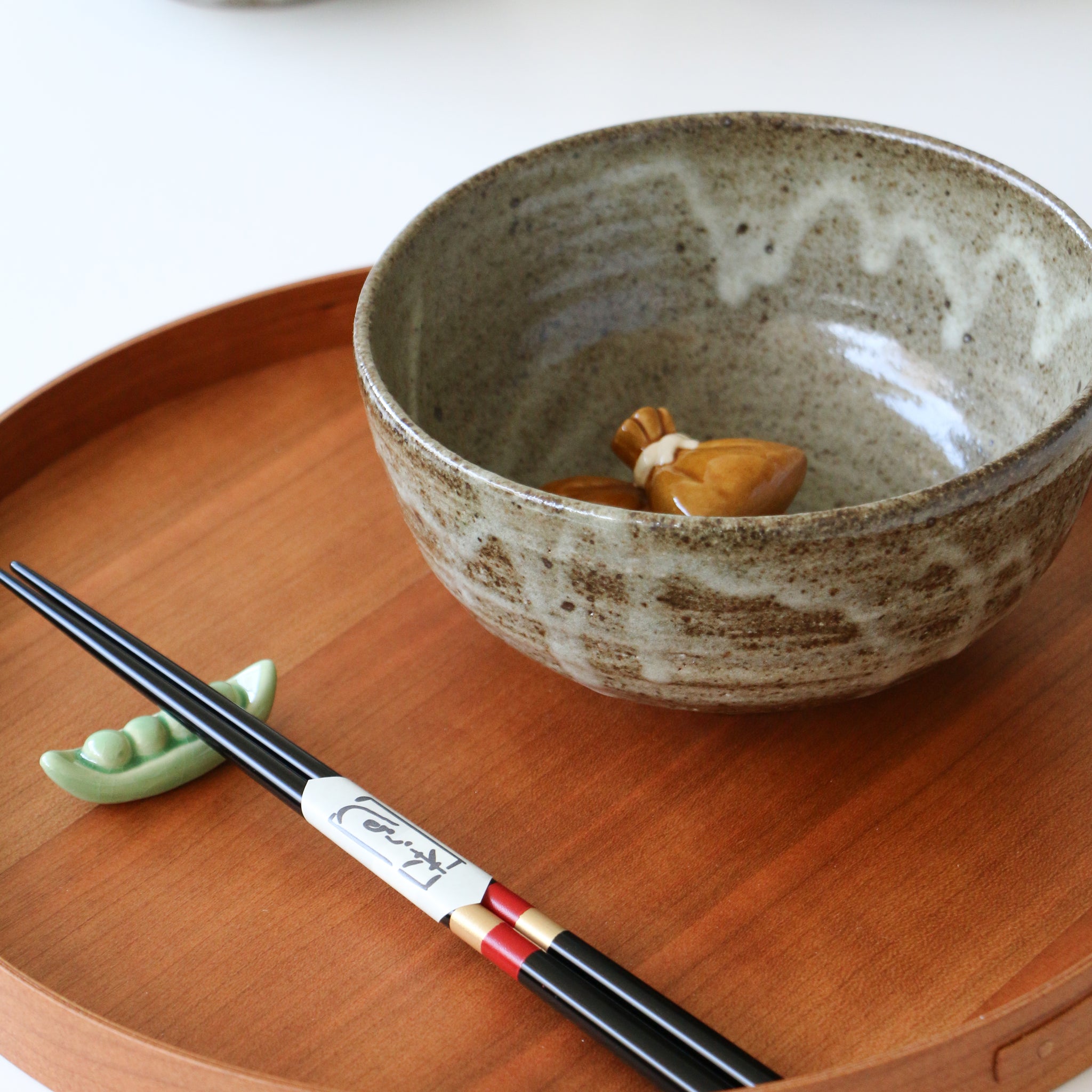 HECHIMON Shigaraki Ash Brush Rice Bowl