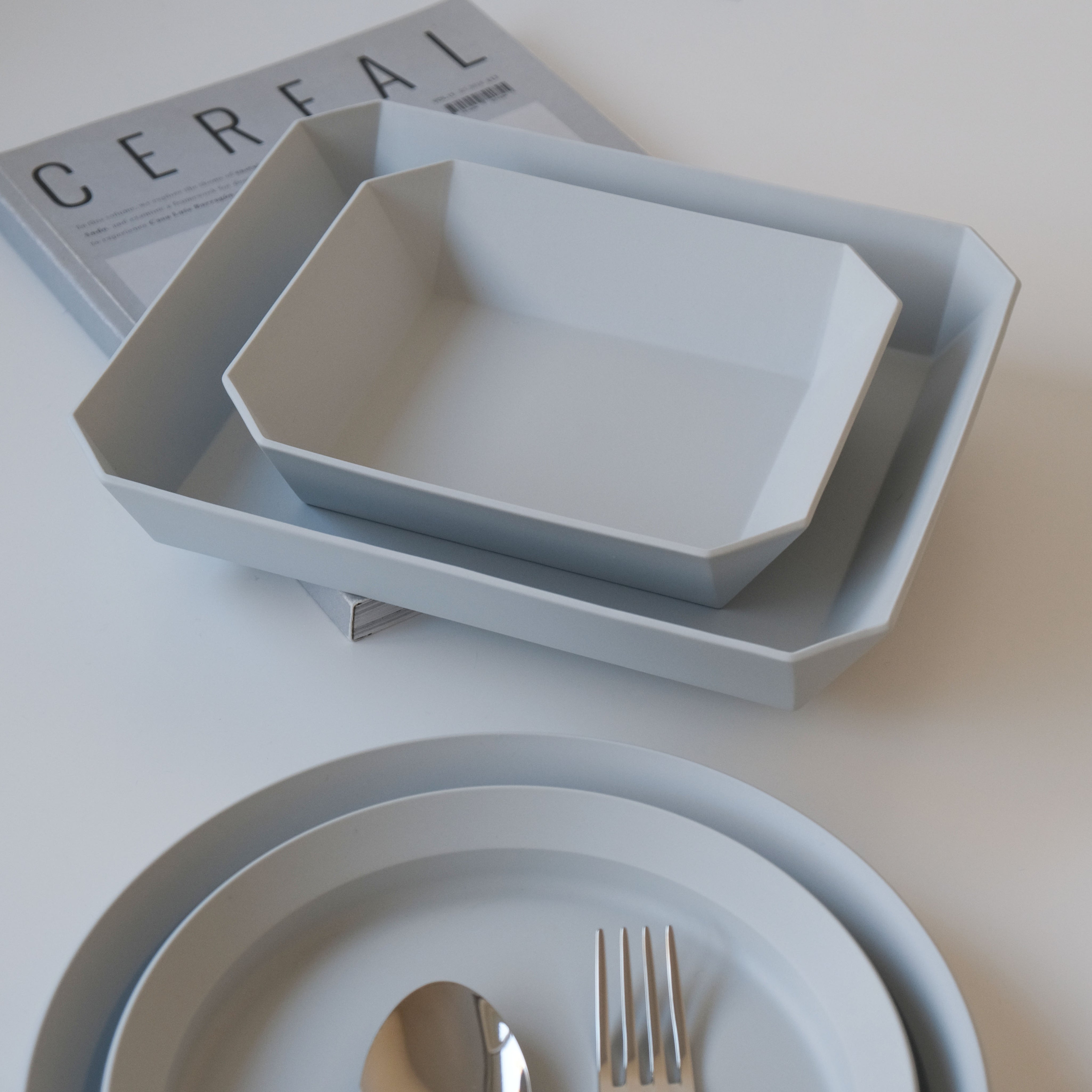 1616 / arita japan TY Standard Square Bowl