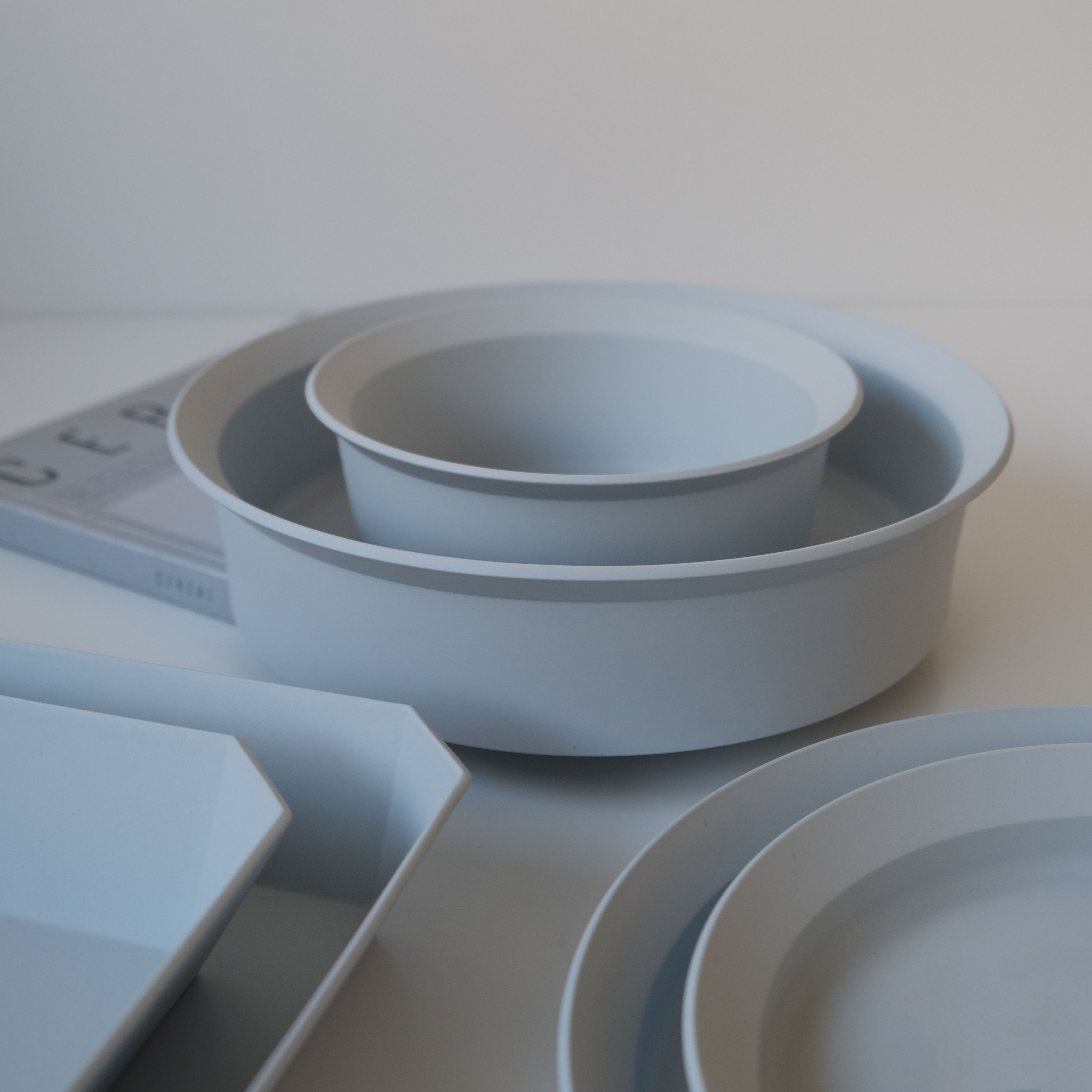 1616 / arita japan TY Standard Round Bowl