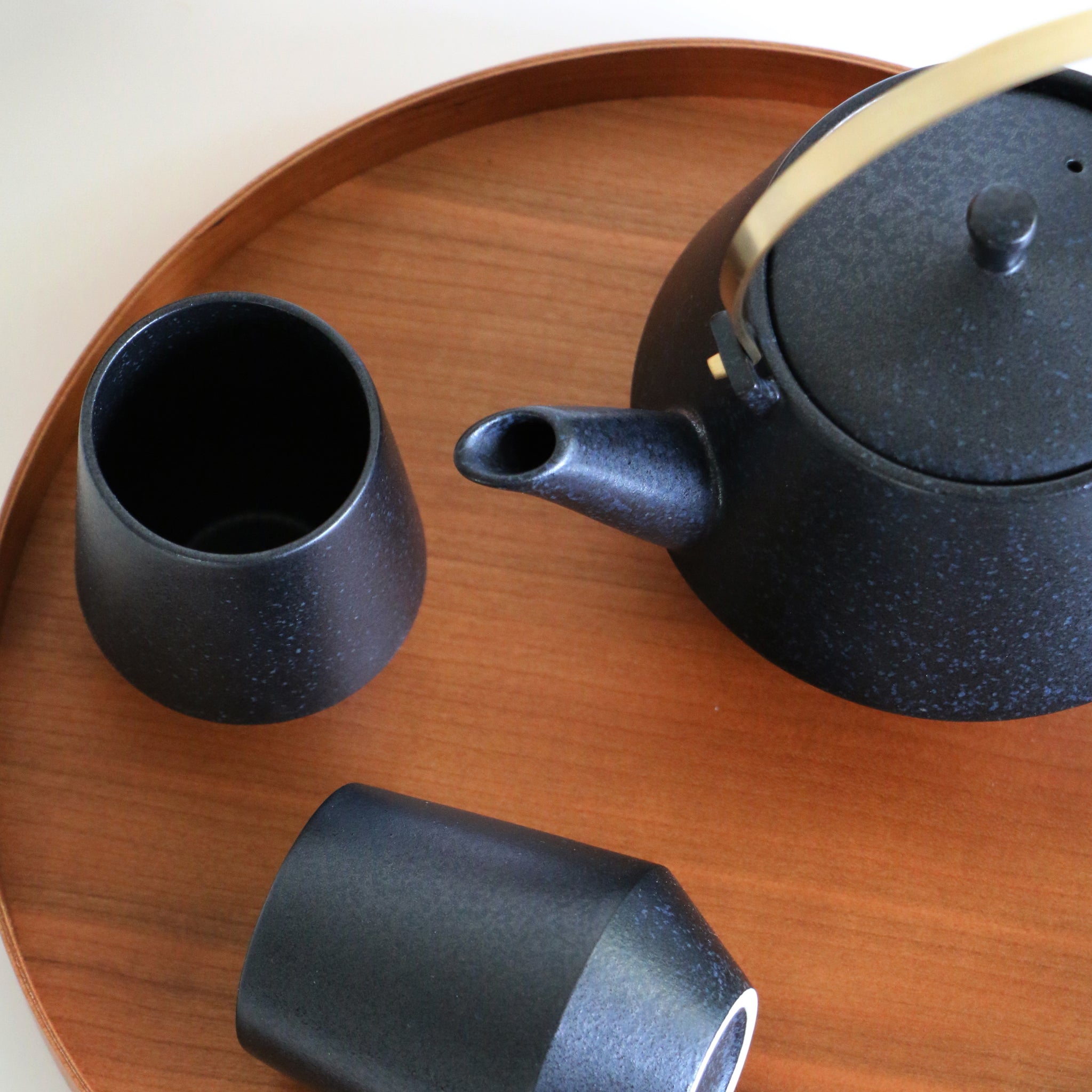 Yamatsu Earthen Teapot Set