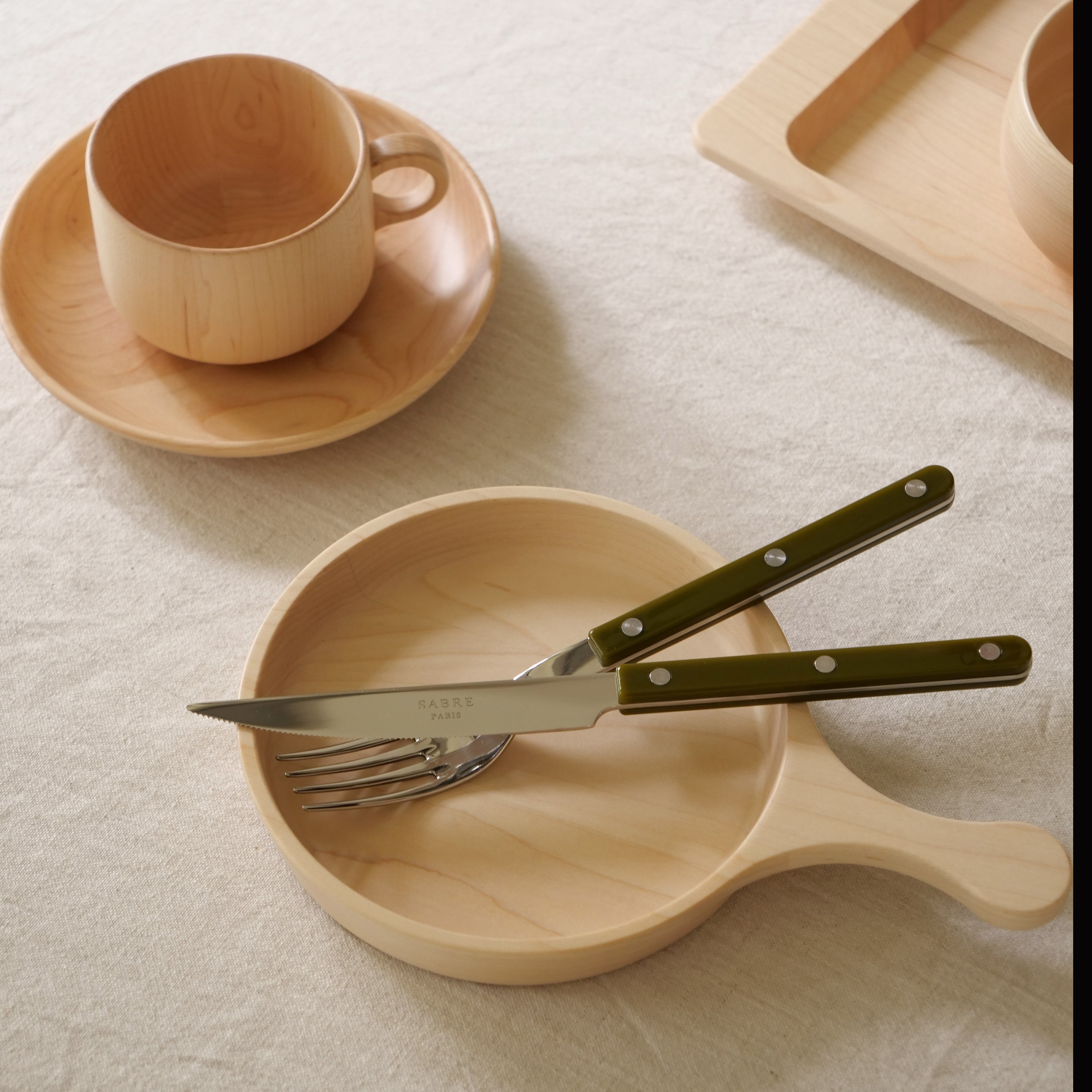 Taffeta Natural Maple Frying Pan Plate