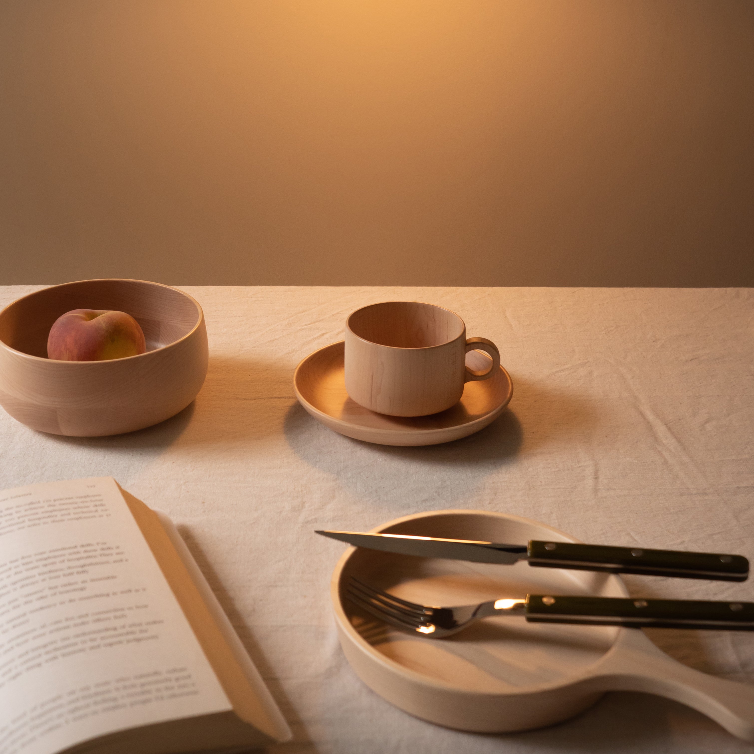 Taffeta Natural Maple Frying Pan Plate