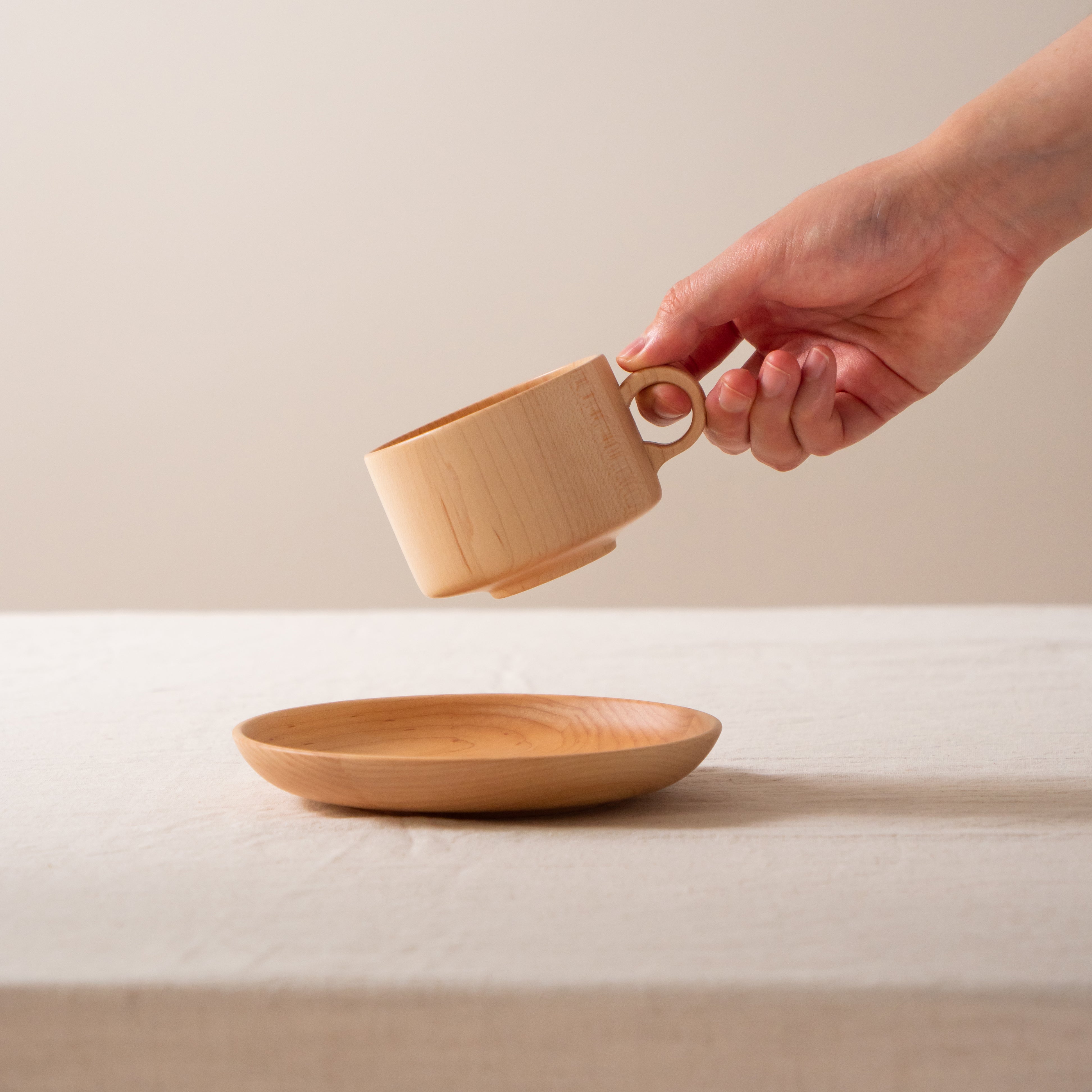 Taffeta Natural Maple Depth Plate