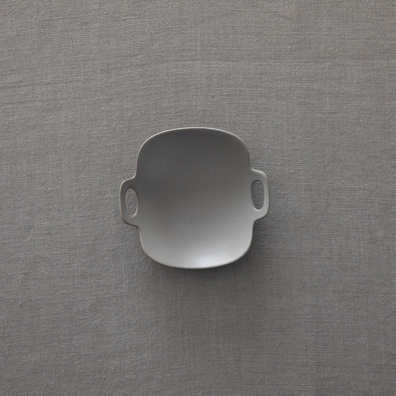 Yumiko iihoshi porcelain BON VOYAGE Plate