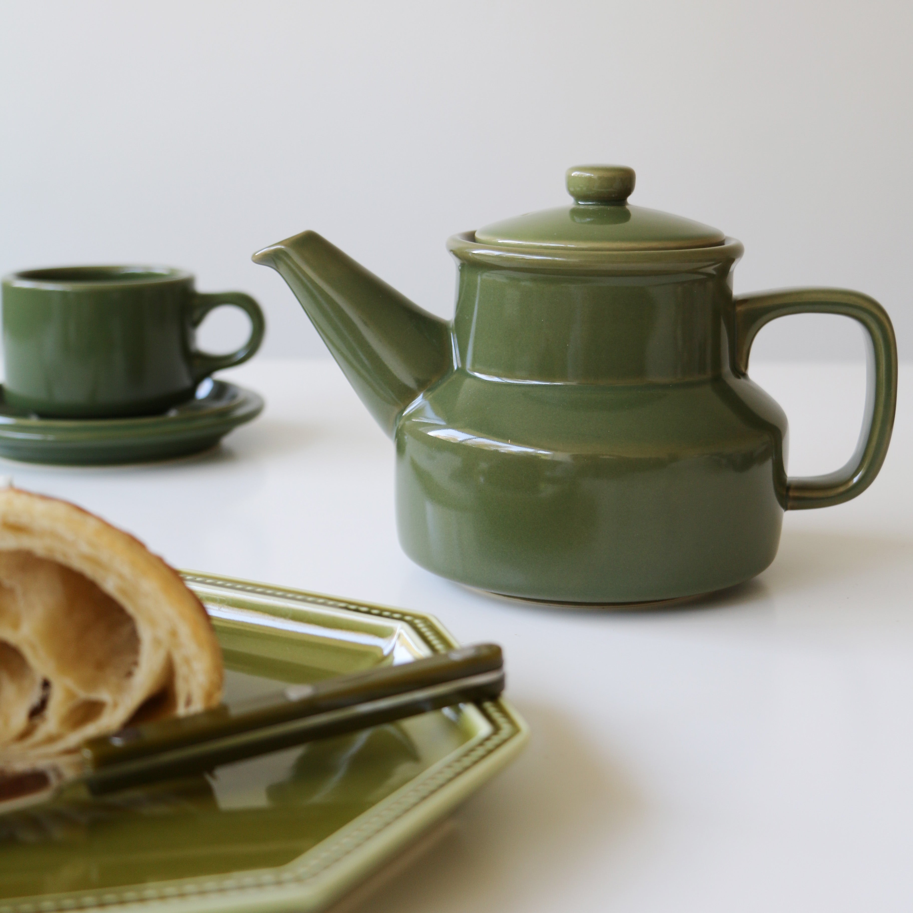 Studio m' Causette Tea Pot