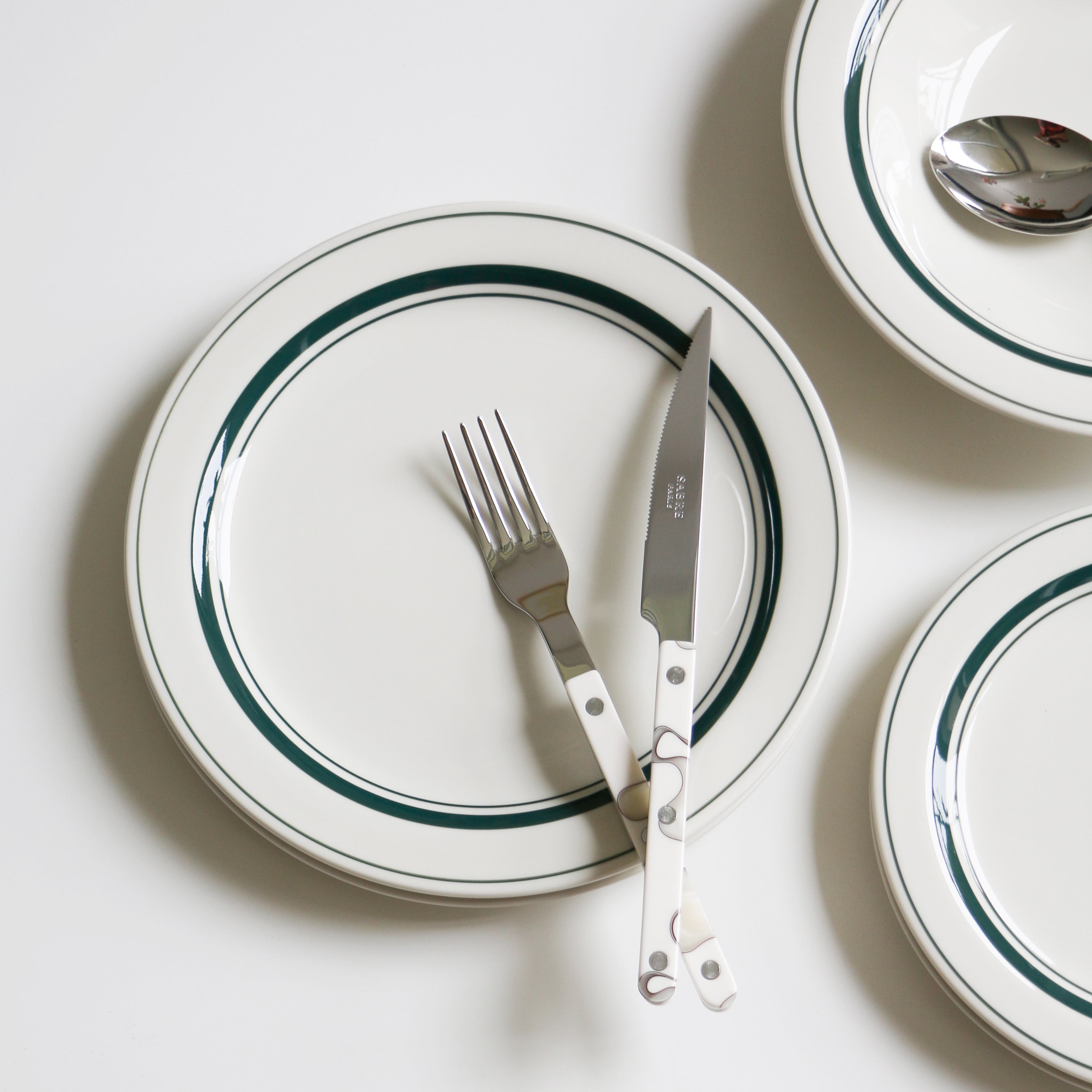 Vintage Retro Green Line Series