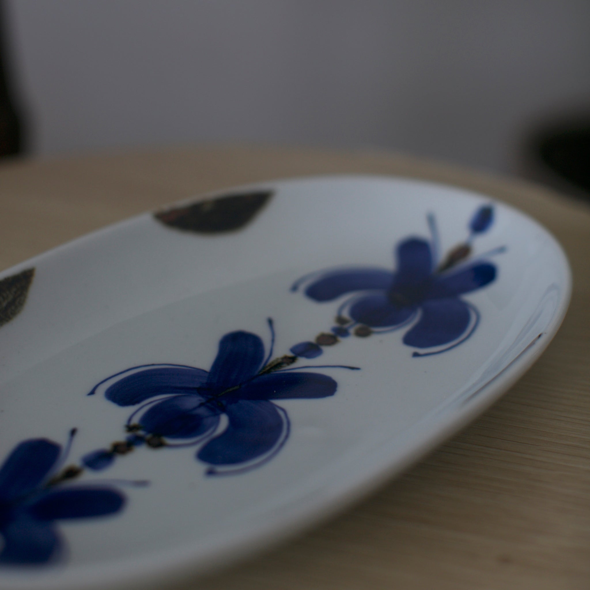 Hasami Ware Wave Pattern Oval Plate