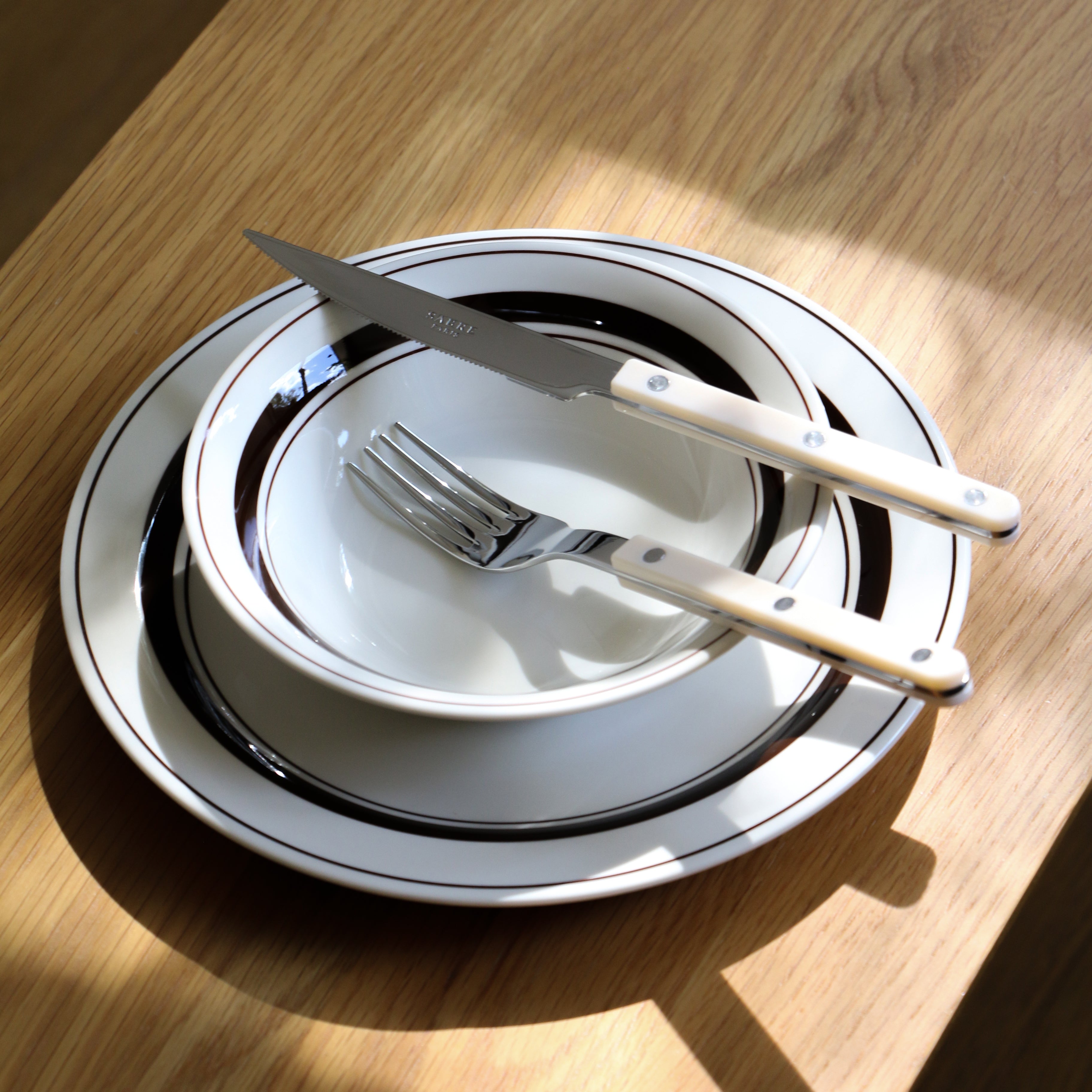 Vintage Retro Brown Line Series