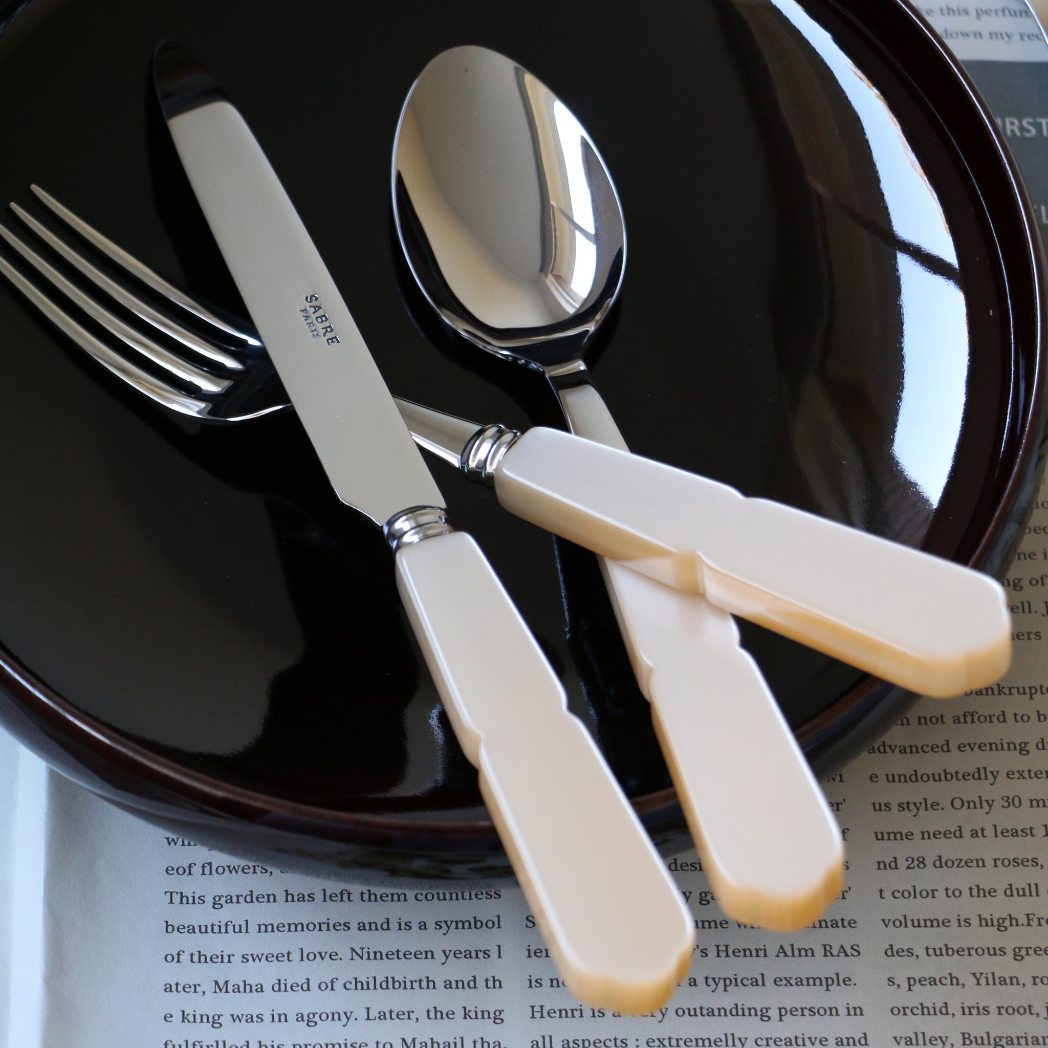 Sabre GUSTAVE Cutlery 4-Piece Set - PEARL