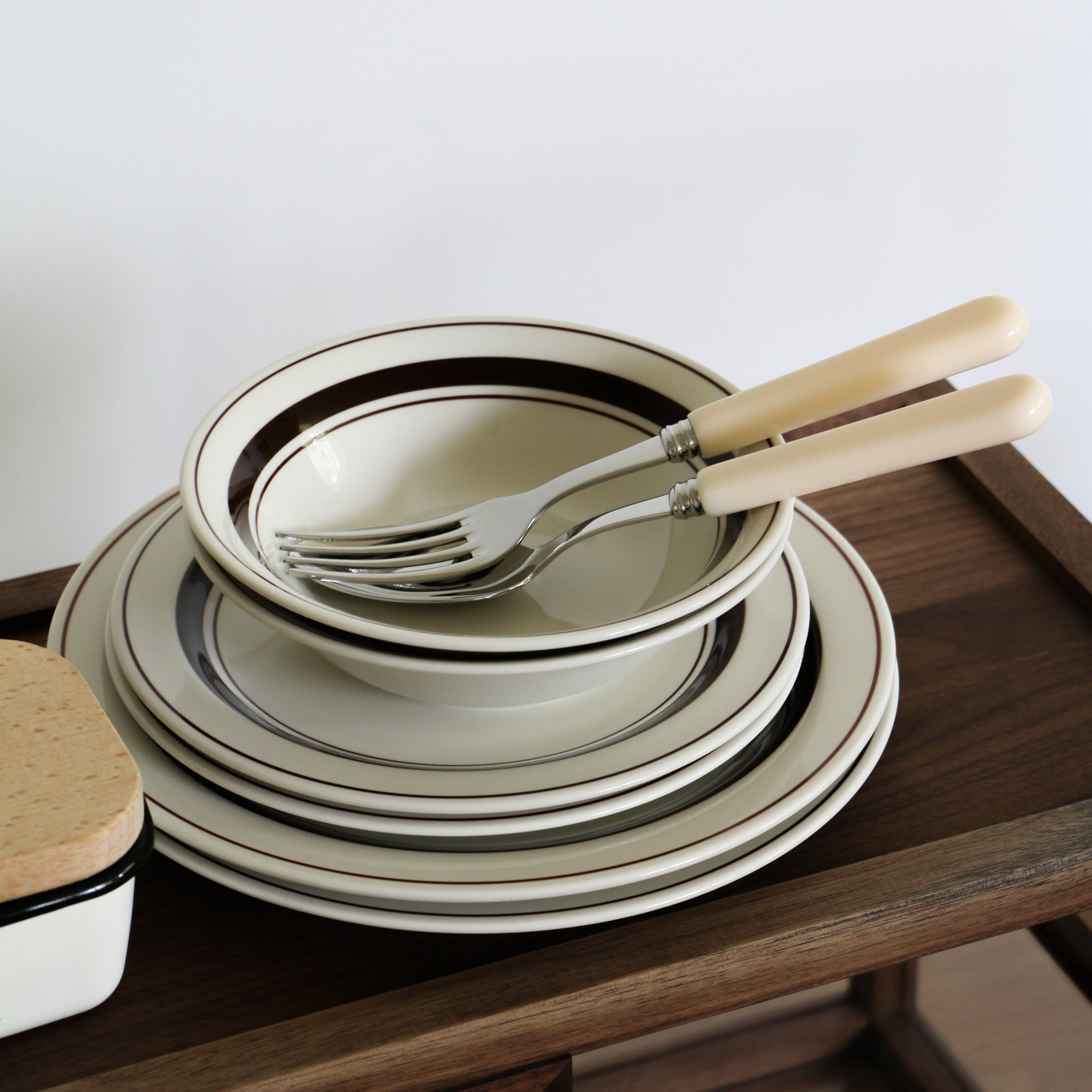 Vintage Retro Brown Line Series