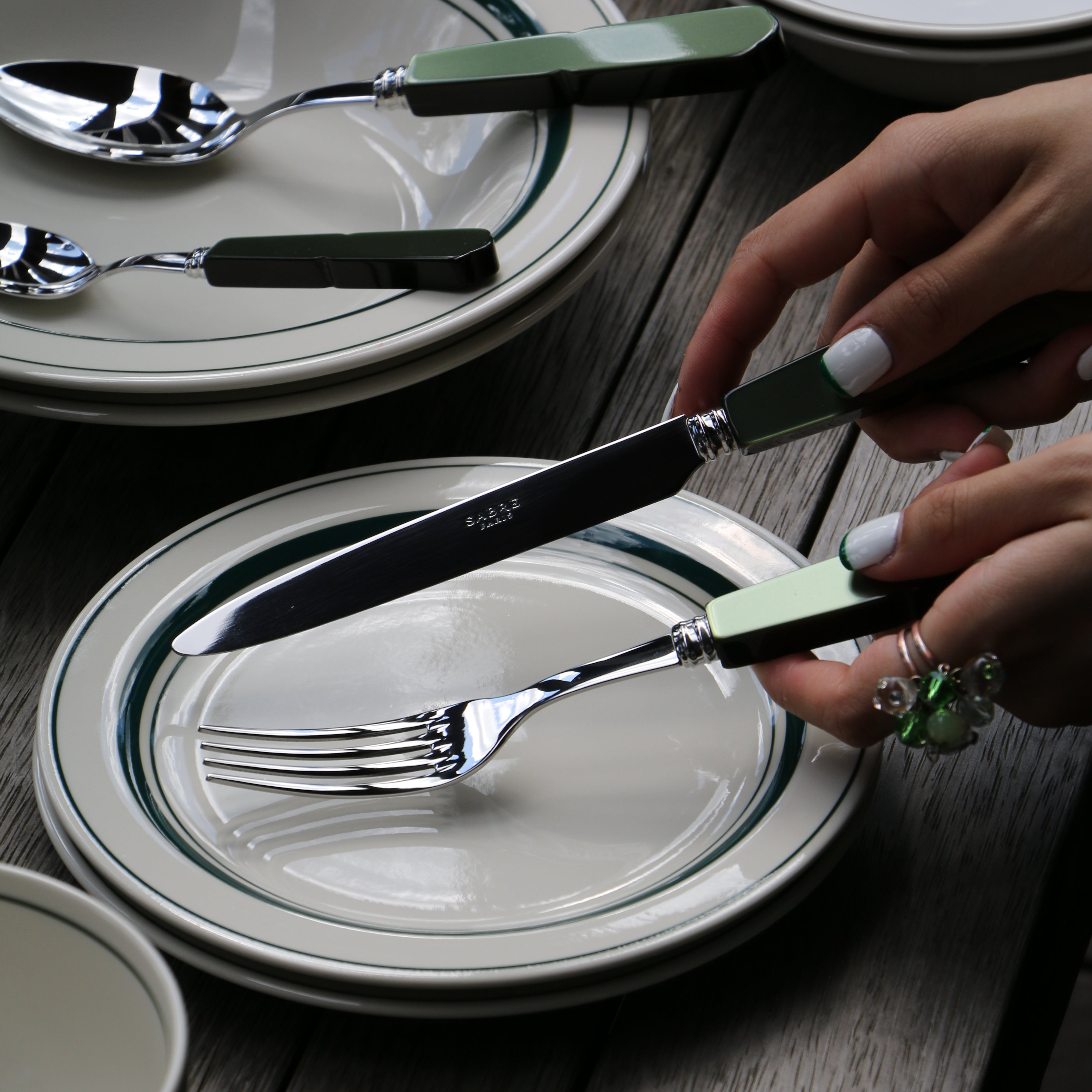 Vintage Retro Green Line Series