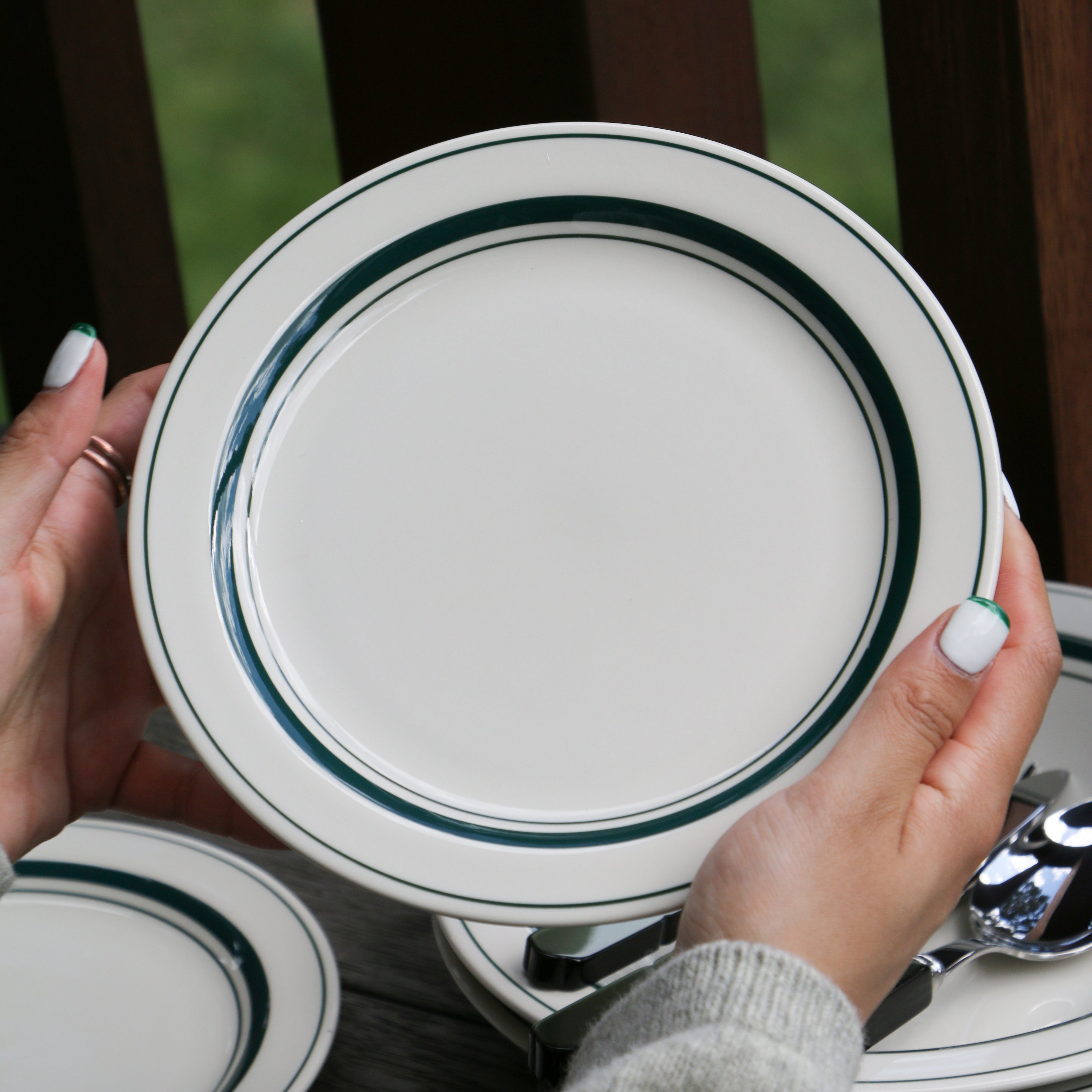 Vintage Retro Green Line Series