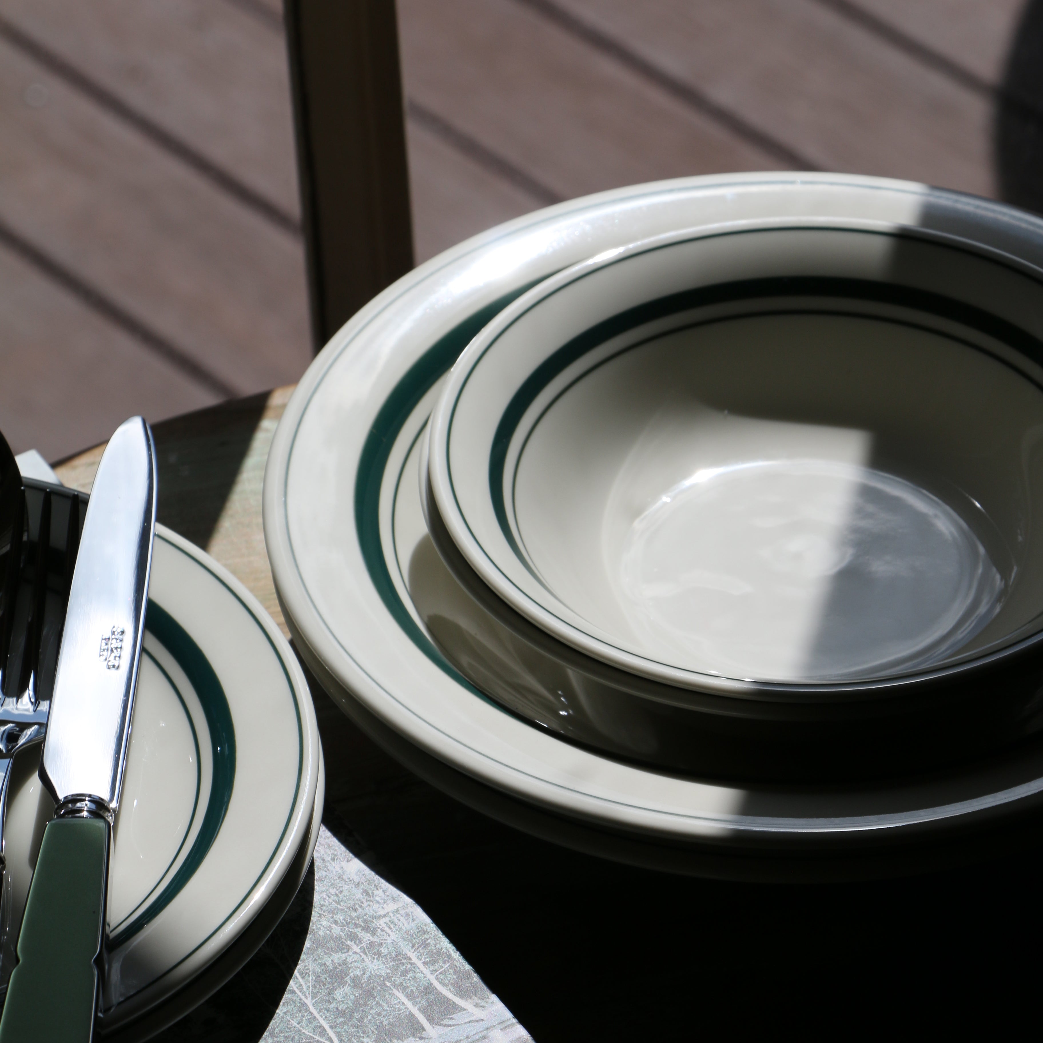 Vintage Retro Green Line Series