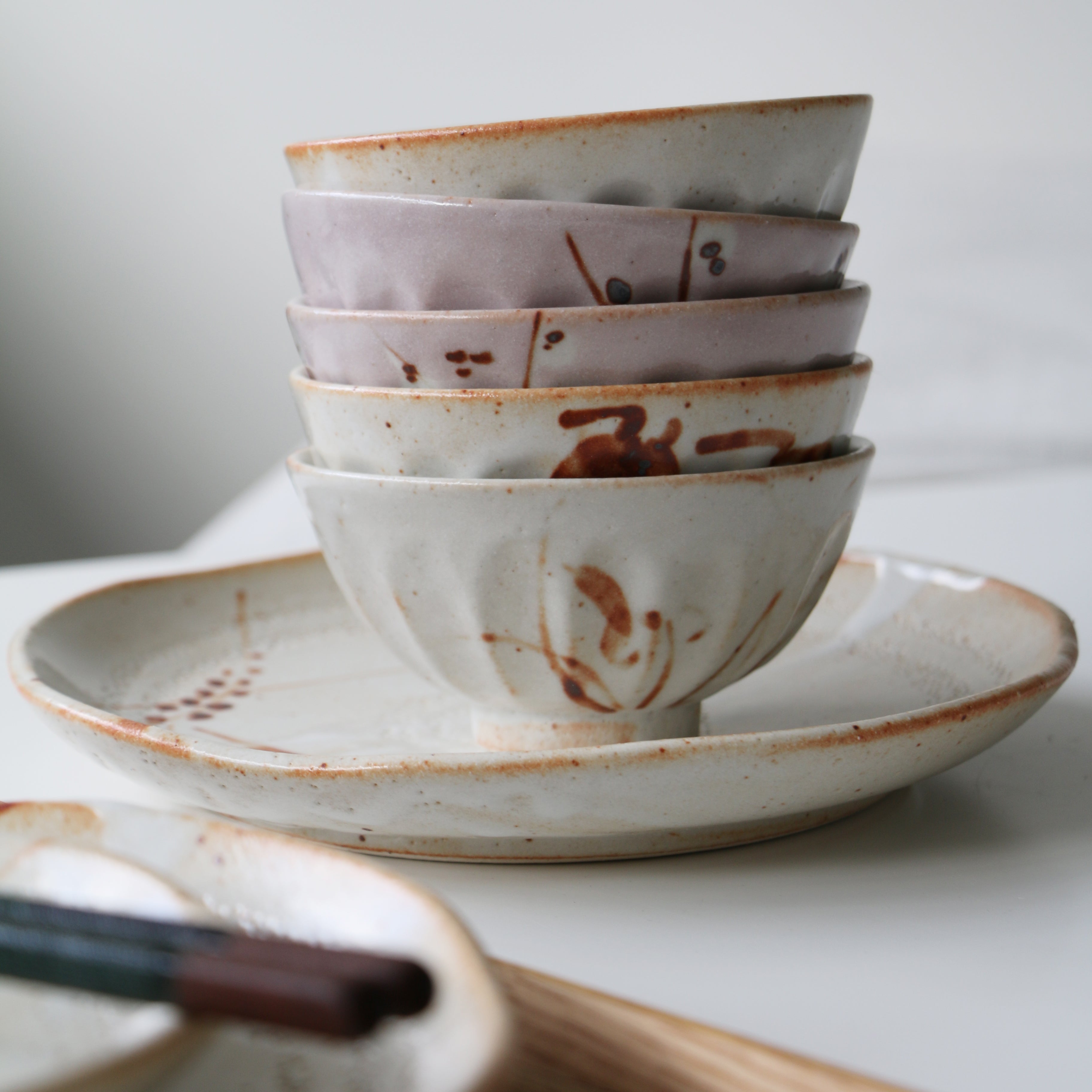 White Shino Chrysanthemum Plate/Dish