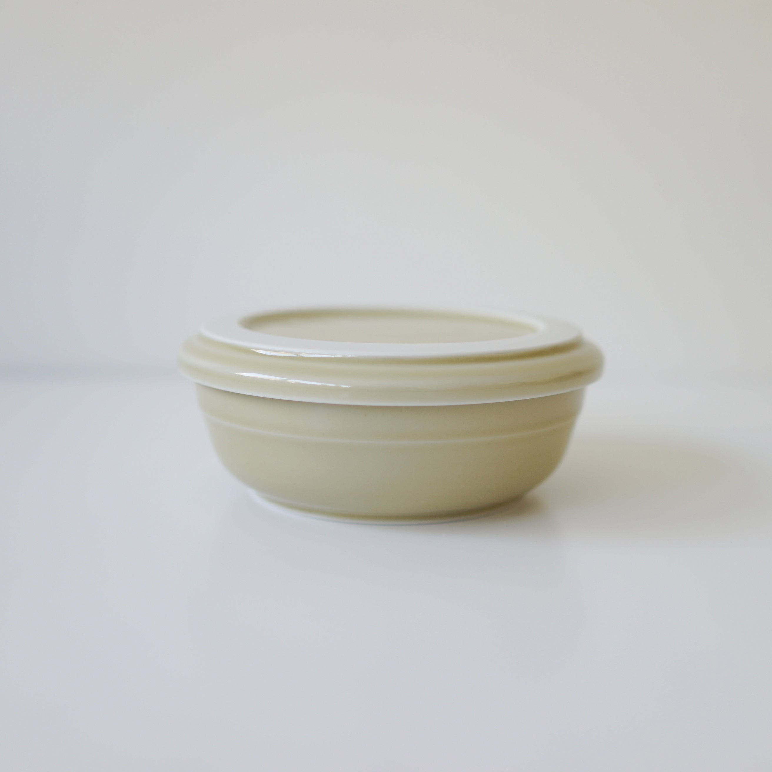 Tripware Series - Ivory