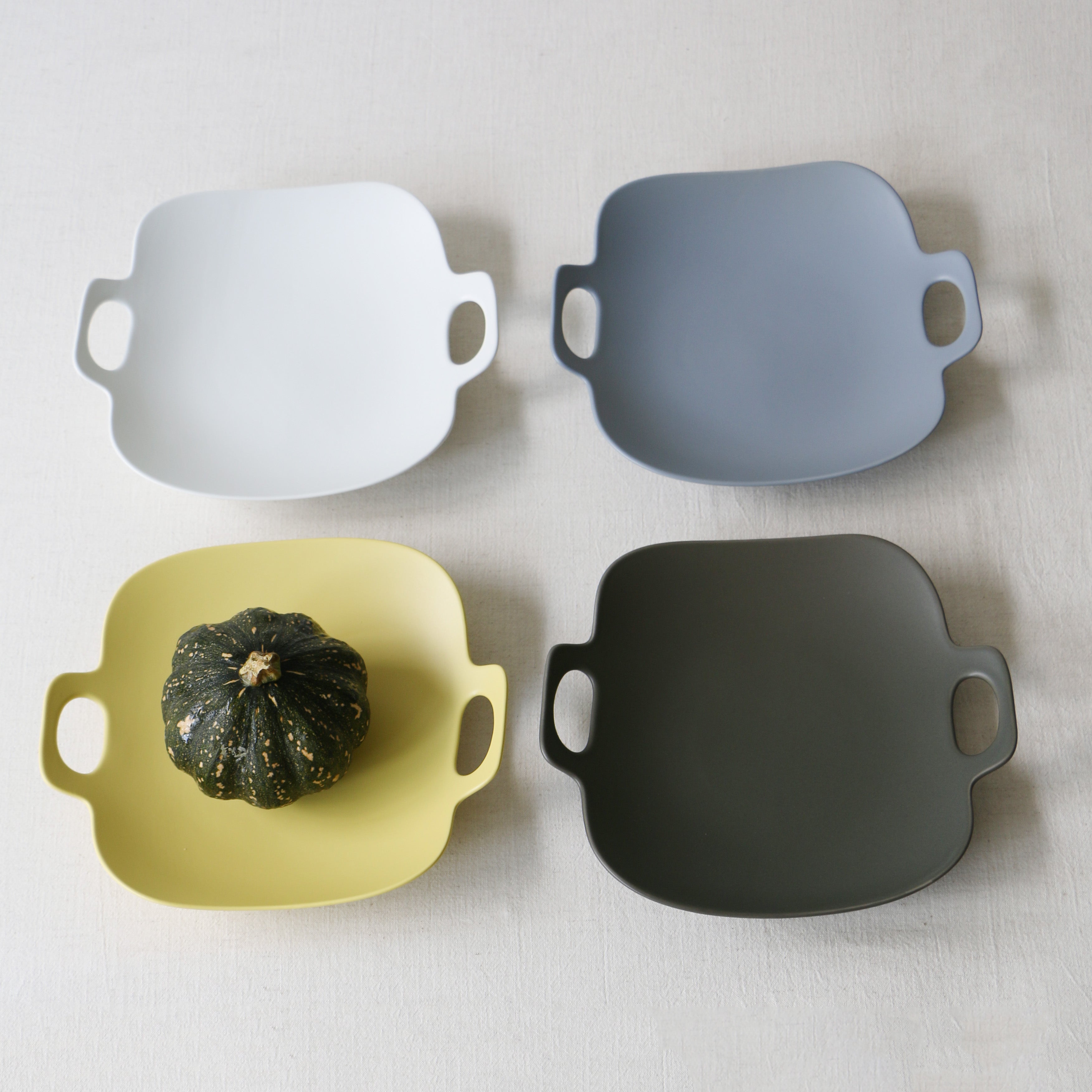 yumiko iihoshi porcelain BON VOYAGE Plate